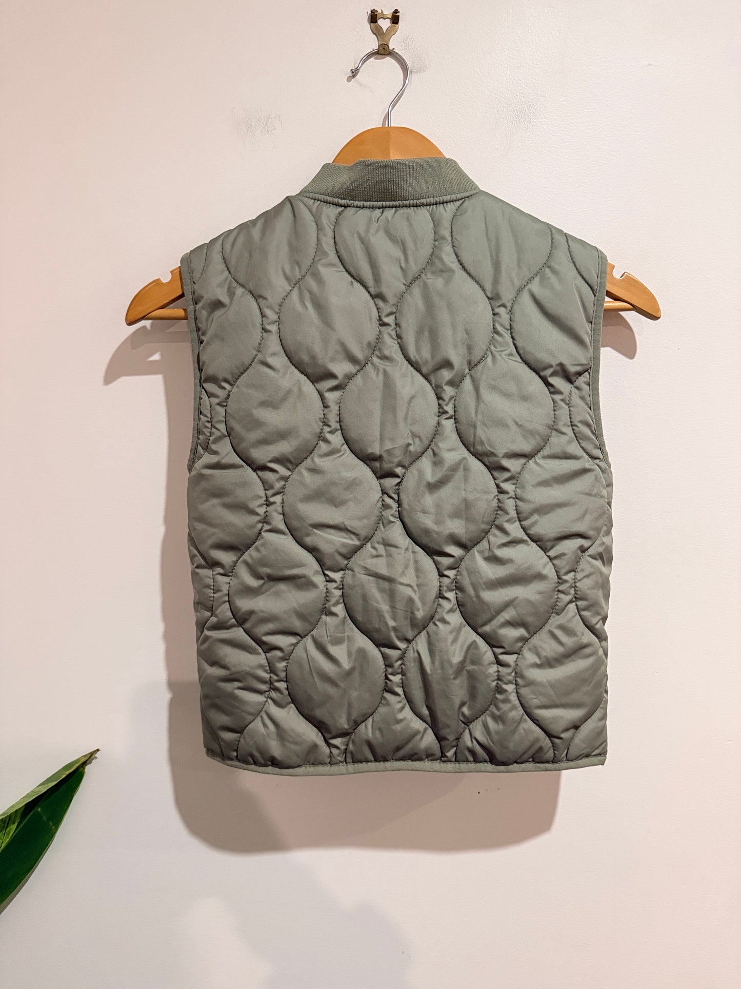 Anko Quilted Woobie Vest Size 7 | Kids 1-9