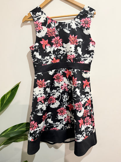 Urban Floral Skater Dress Size 12