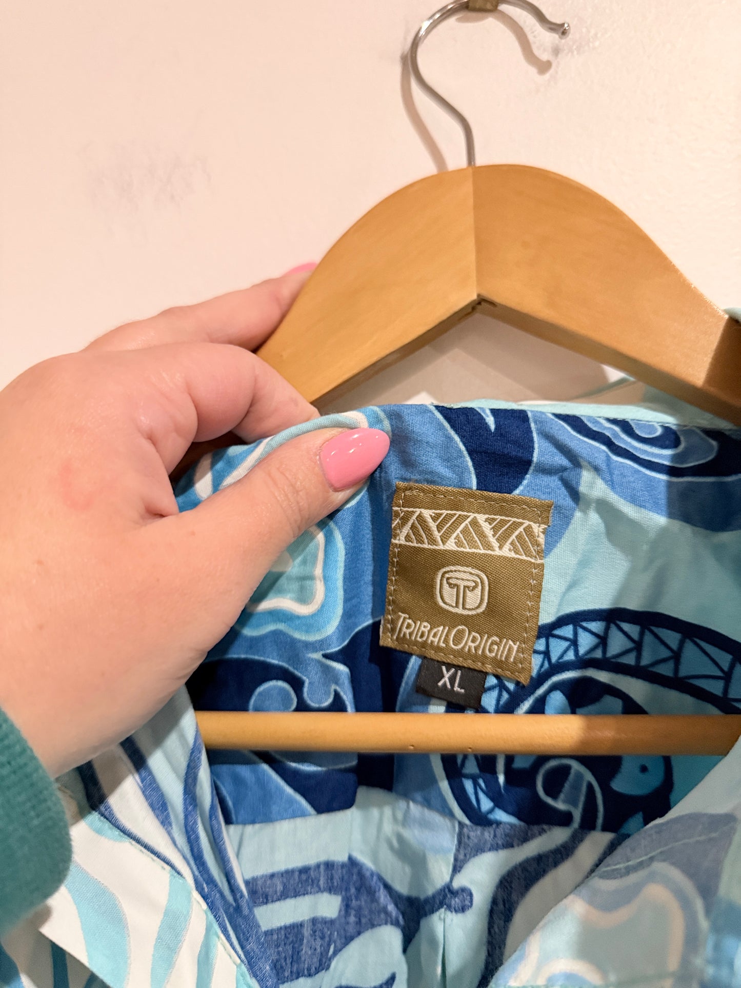 Tribal Origin Tropical Design Shirt Size XL