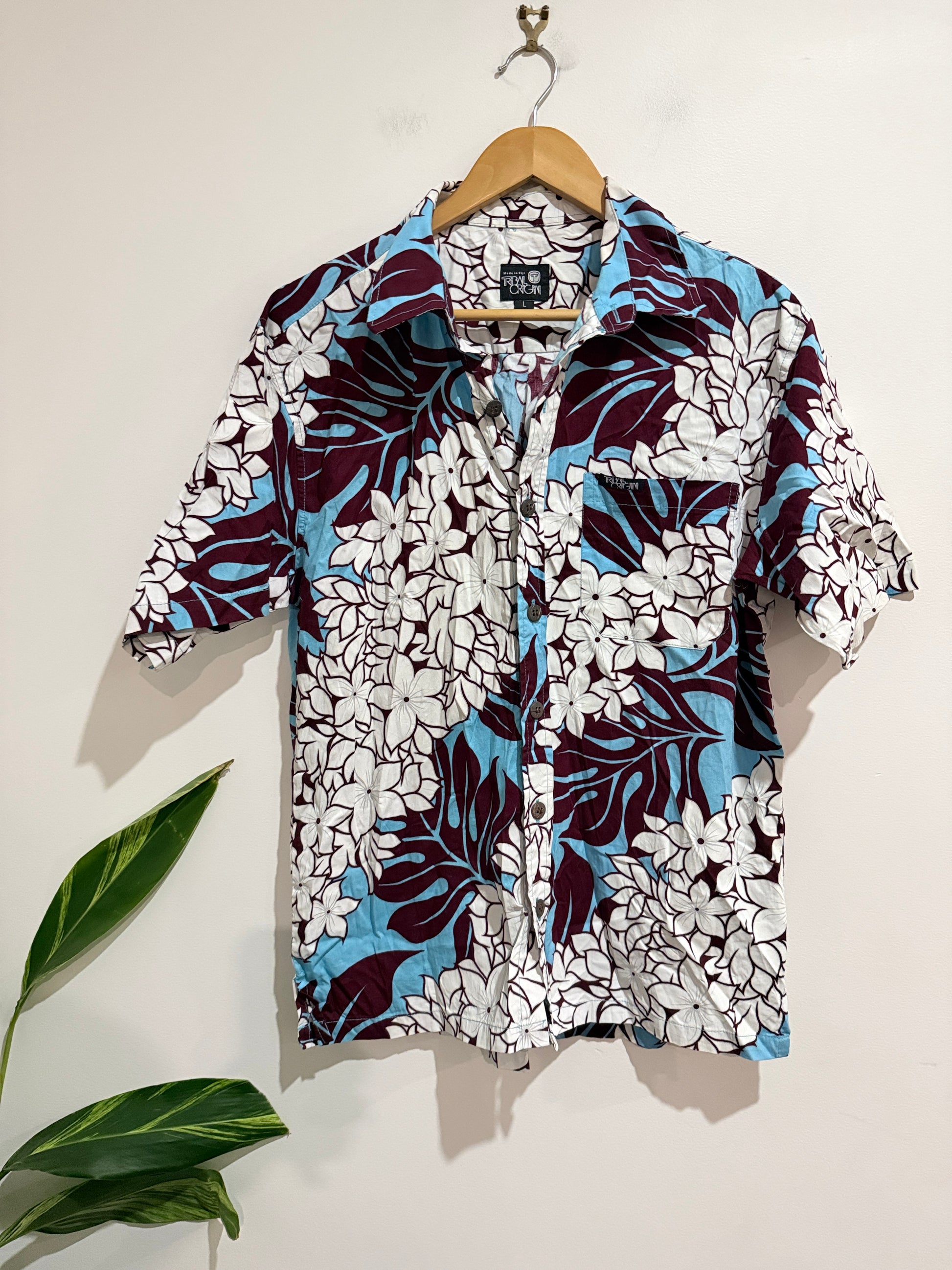 Tribal Origin Floral Hawaiian Aloha Shirt Size L