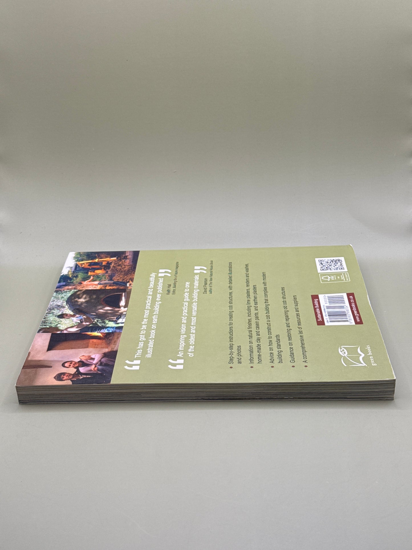 Building with Cob by Adam Weismann & Katy Bryce