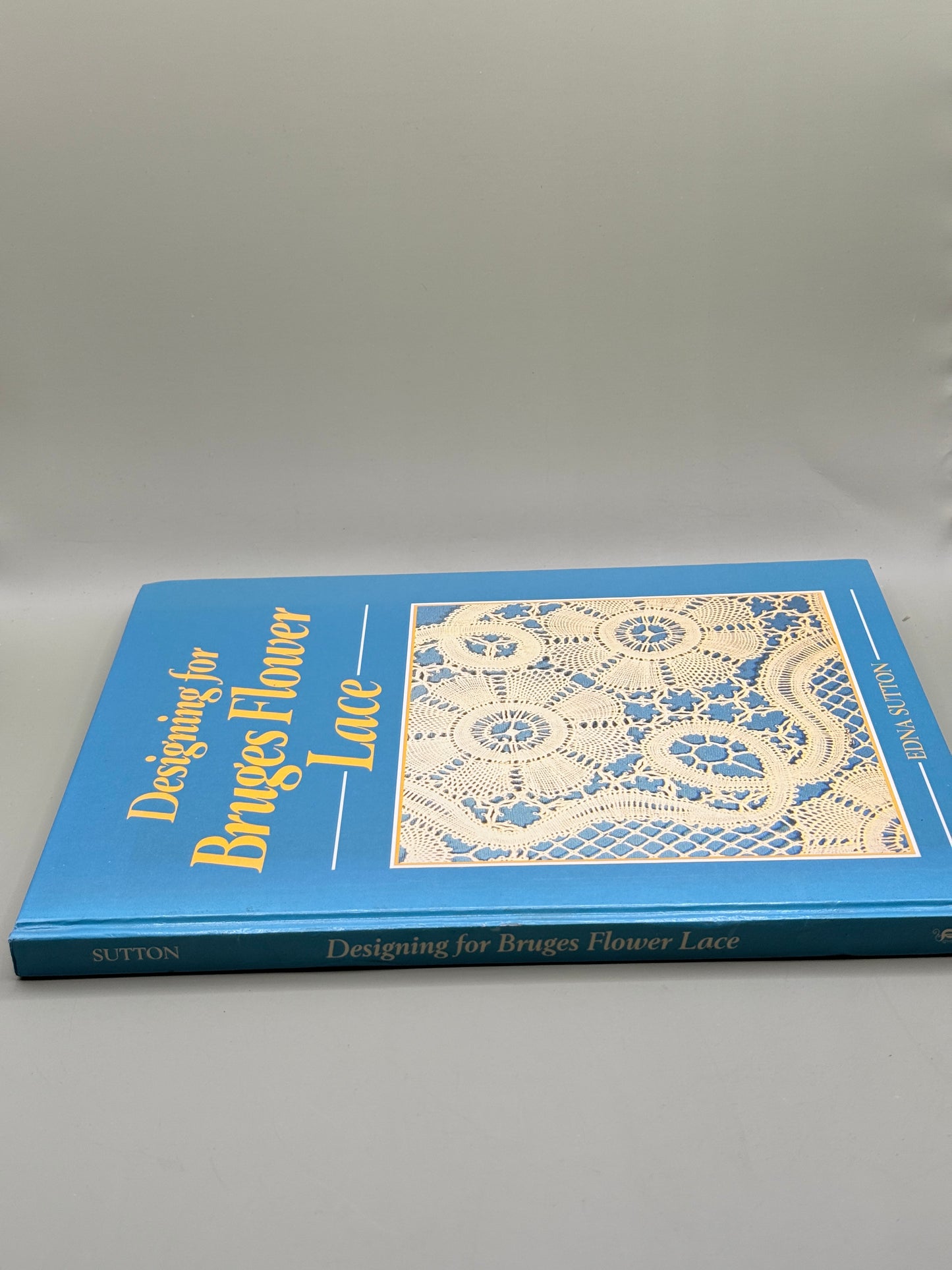 Designing for Bruges Flower Lace by Edna Sutton