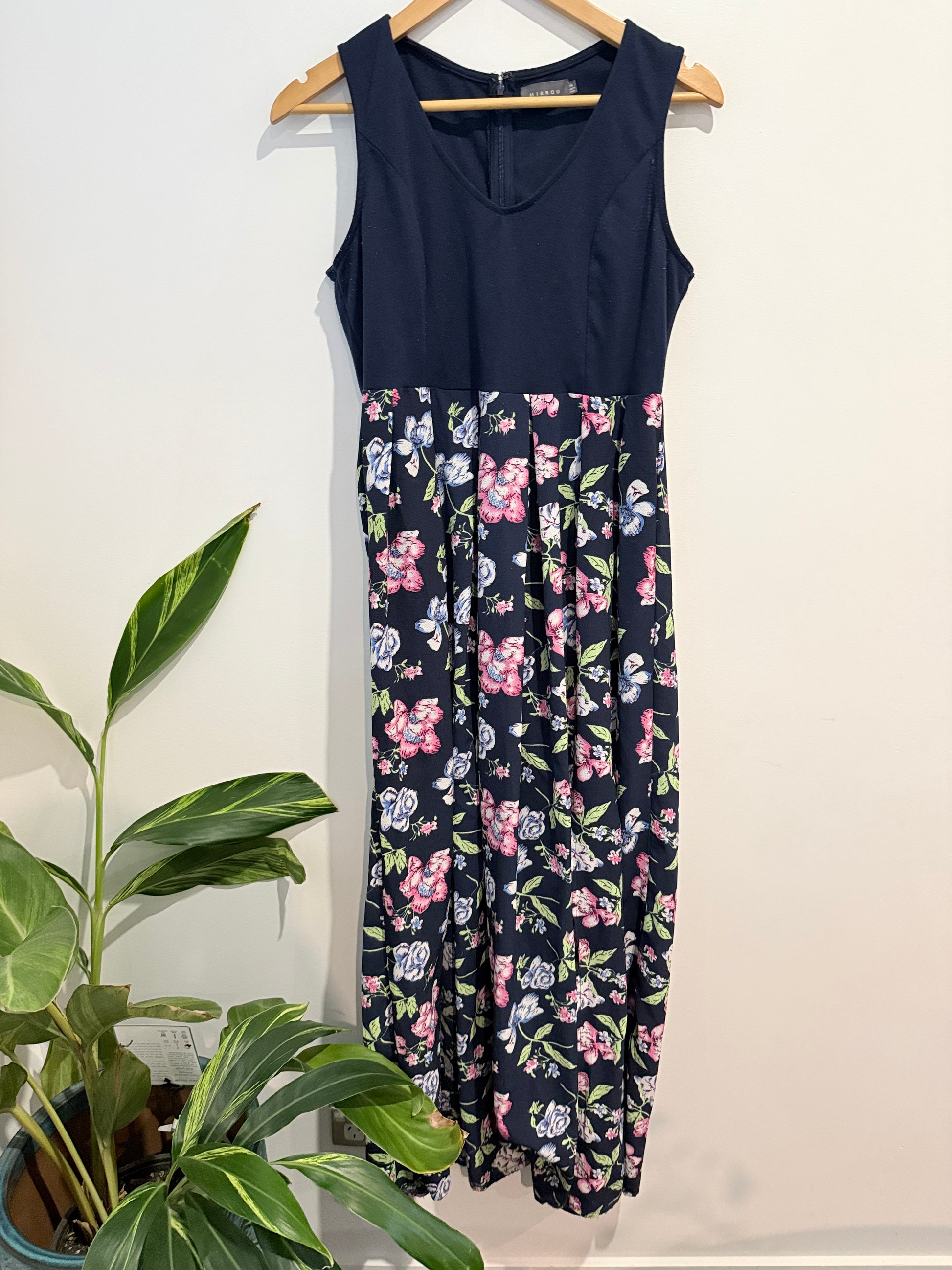 Mirrou Floral Midi Dress Size 14