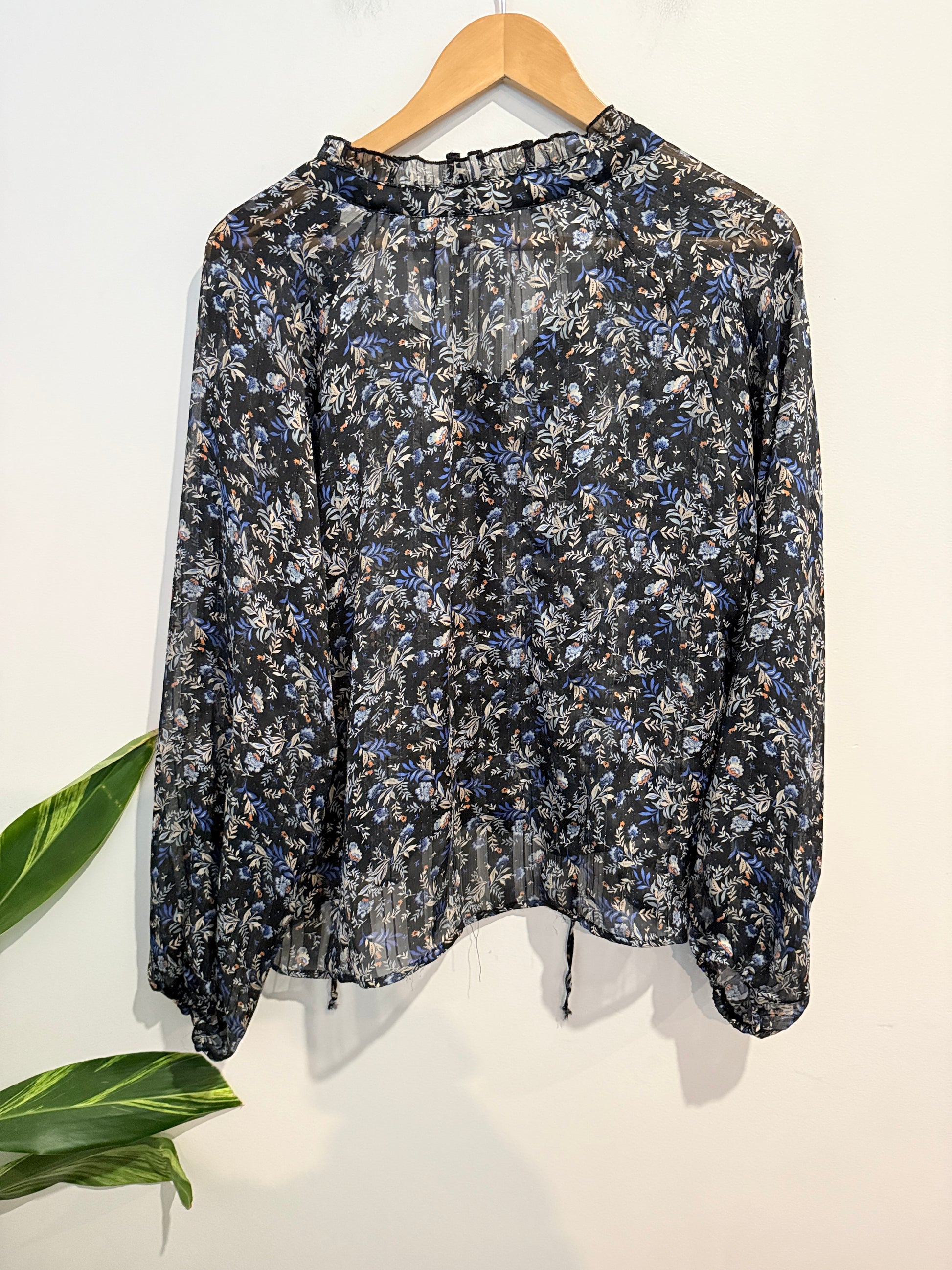 Mirrou Floral Printed Shirt Size 12