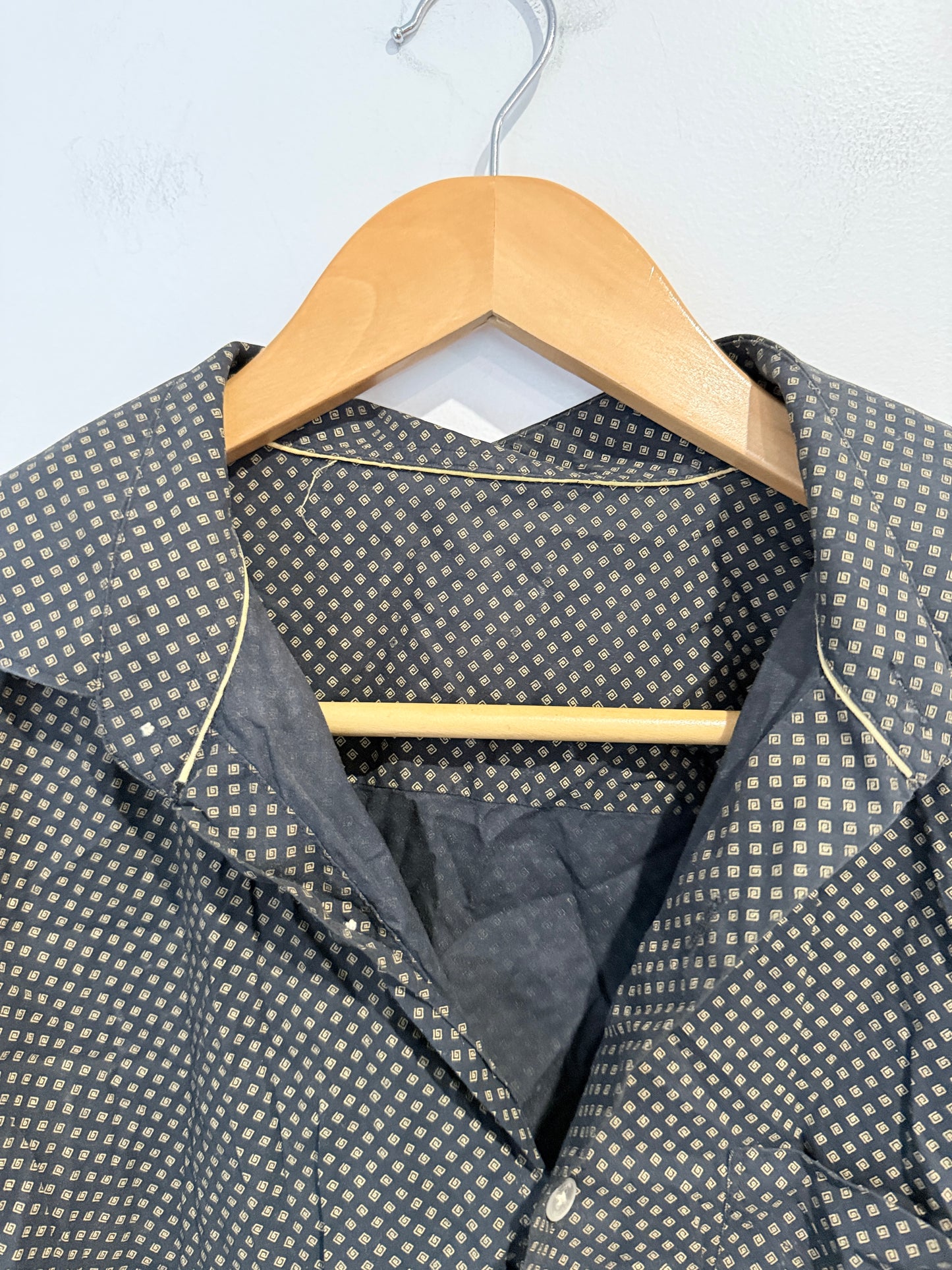 Callino Button-down Shirt Size U/Arm to U/Arm 58cm