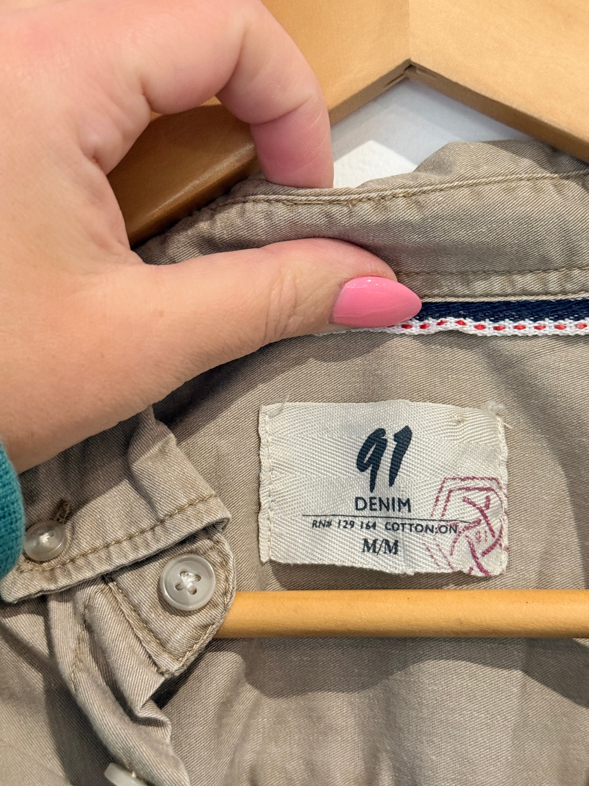 Cotton:on Button-down Shirt Size M/M