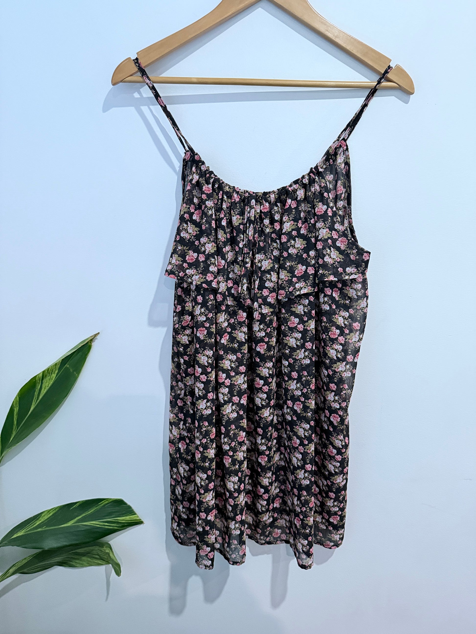 Supri Strappy Floral Dress Size M