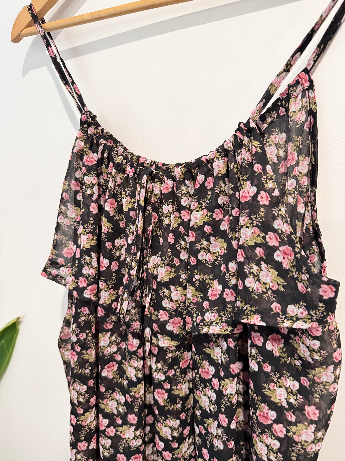Supri Strappy Floral Dress Size M
