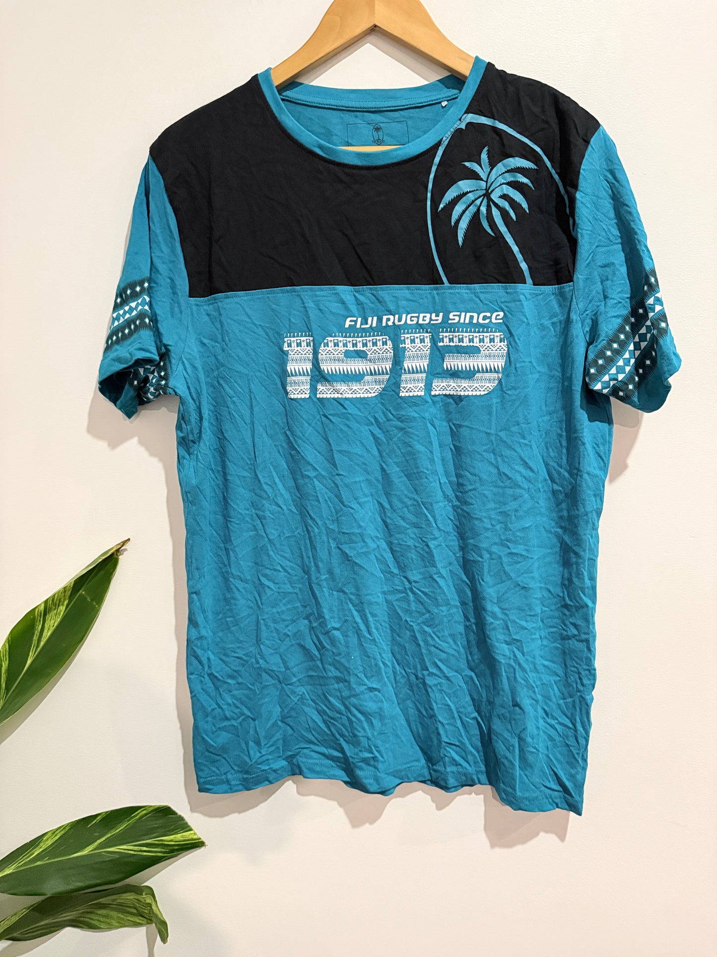 Fiji Rugby Graphic Crewneck T-shirt Size Large