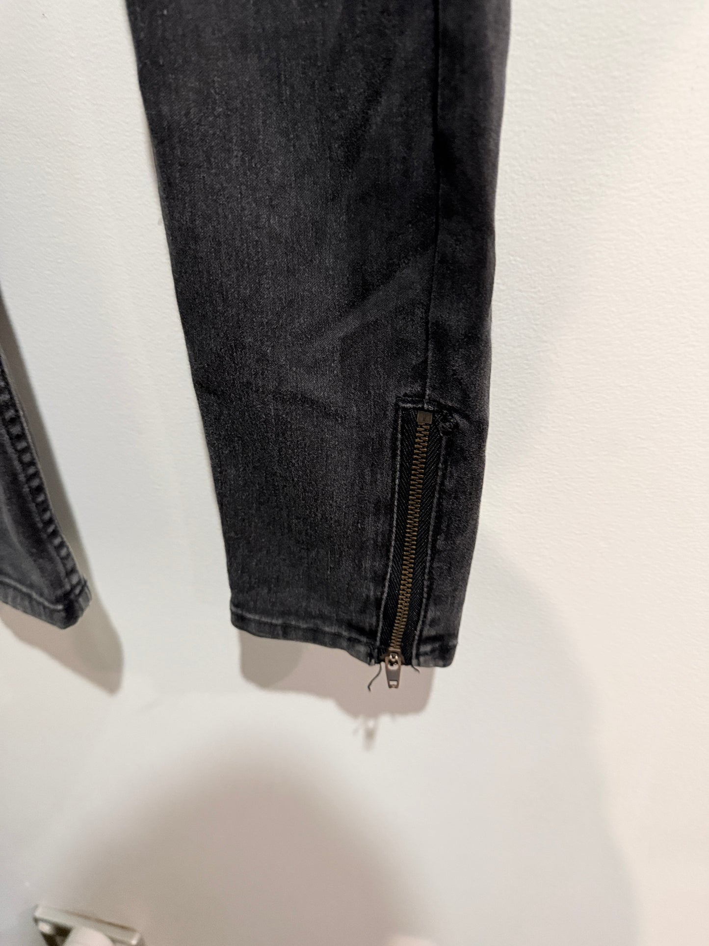 Glassons High-waisted Skinny Jeans Size 8