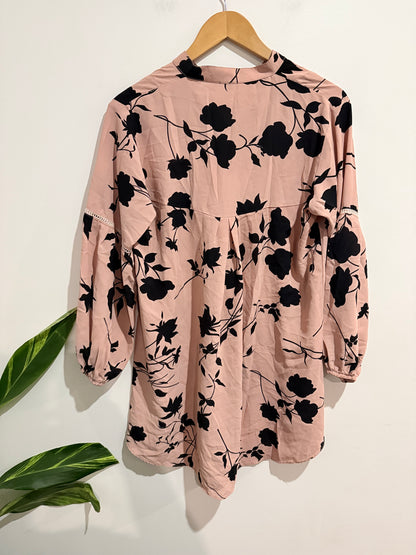 Brand Unknown Floral Print Tunic Top Size XL | U/Arm to U/Arm 50cm
