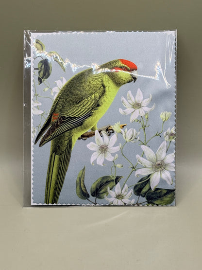 100% NZ Microfibre Lens Cloth – Kākāriki & Puawānanga Design