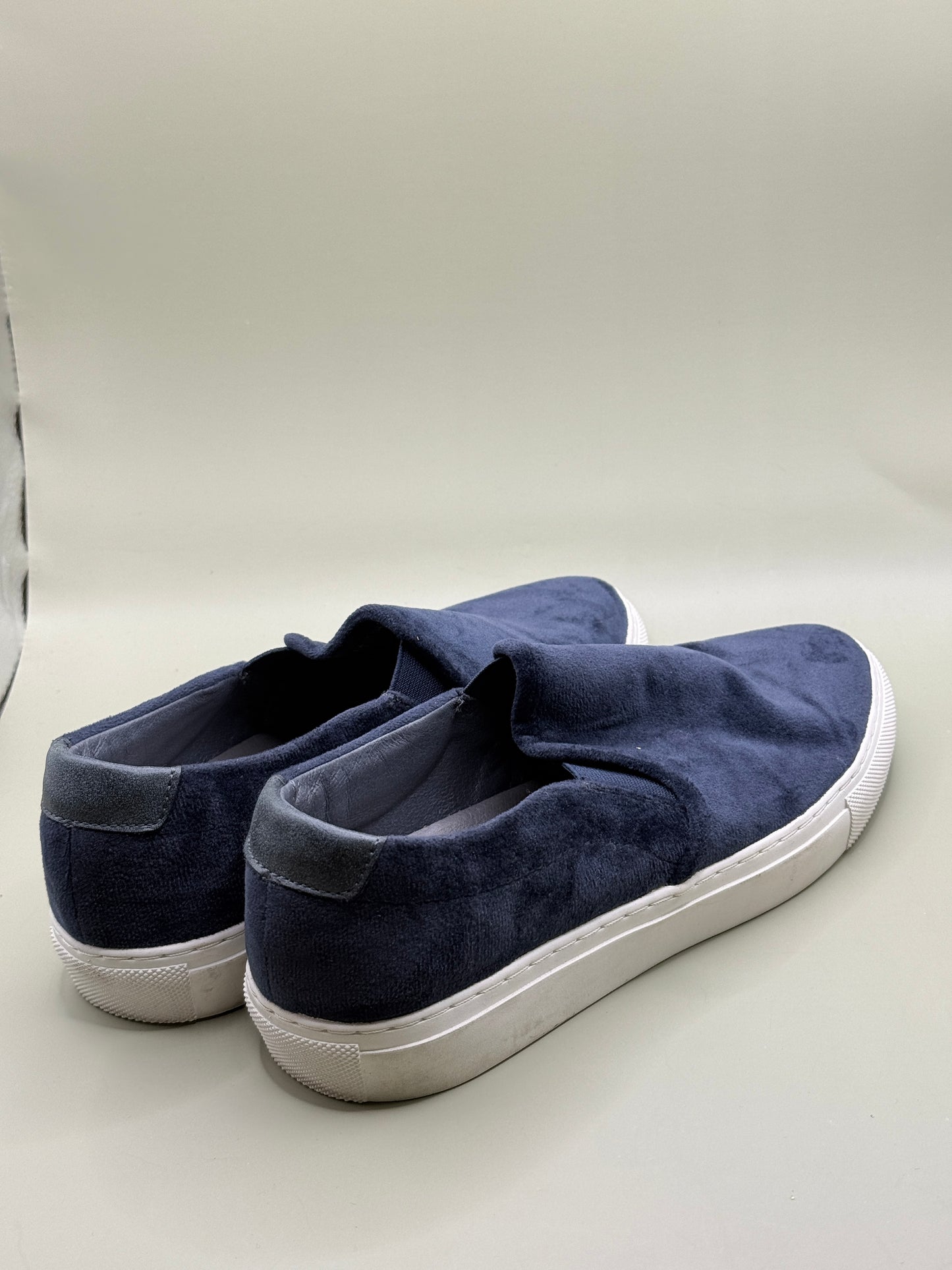 Skechers On-The-Go Memory Foam Slip-On Shoes Size US 8