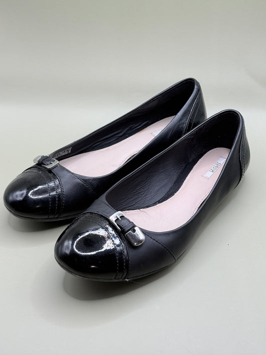 Geox Respira Guenda Ballet Flats Black Leather Patent Toe Size EU 38