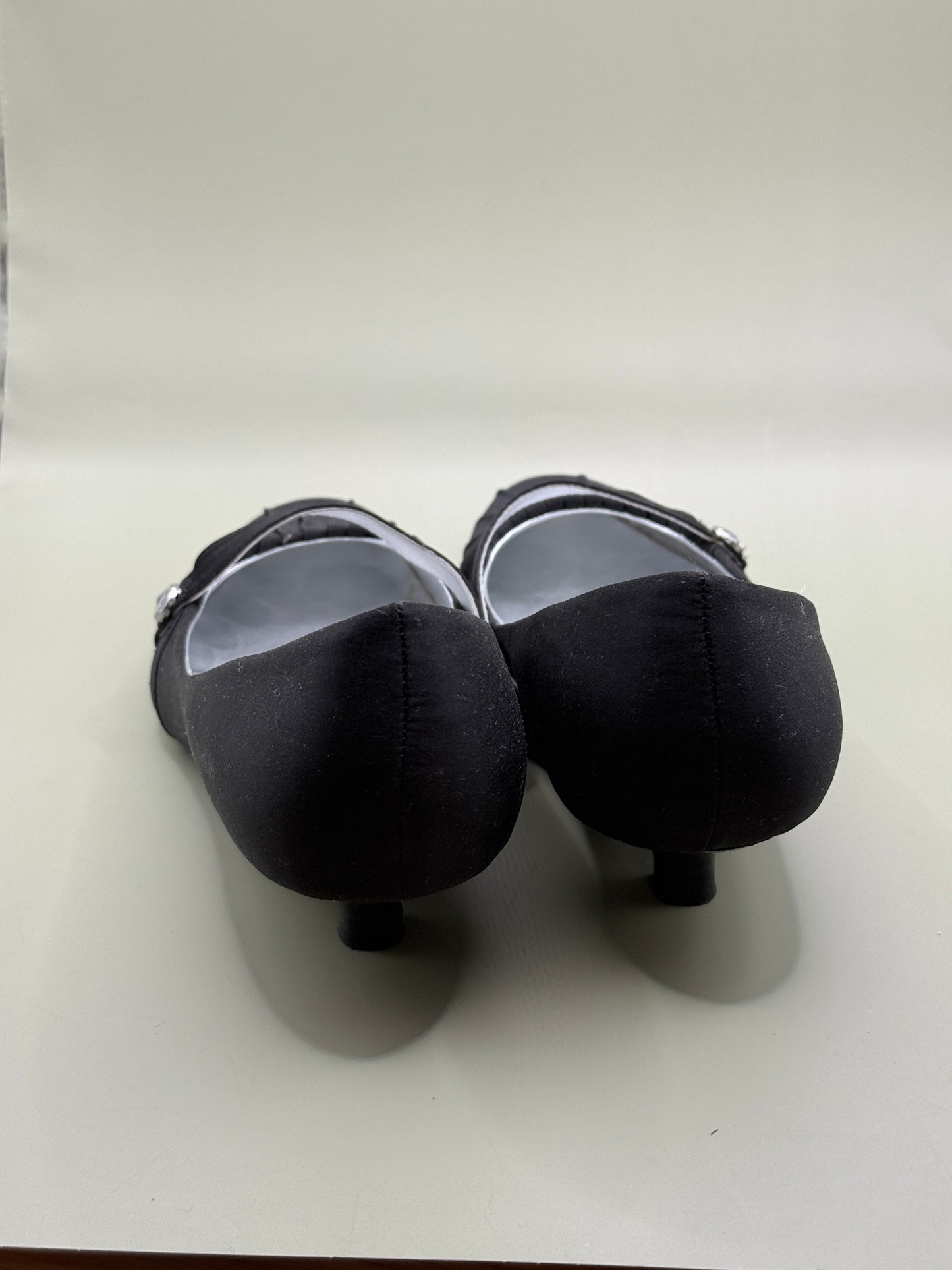 Las Vegas Poussinet I Mary Jane Flats Black Satin Size 7