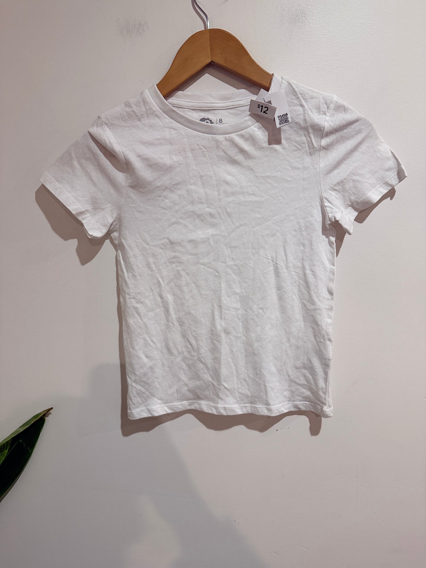 YO White Crew Neck T-Shirt Size 8