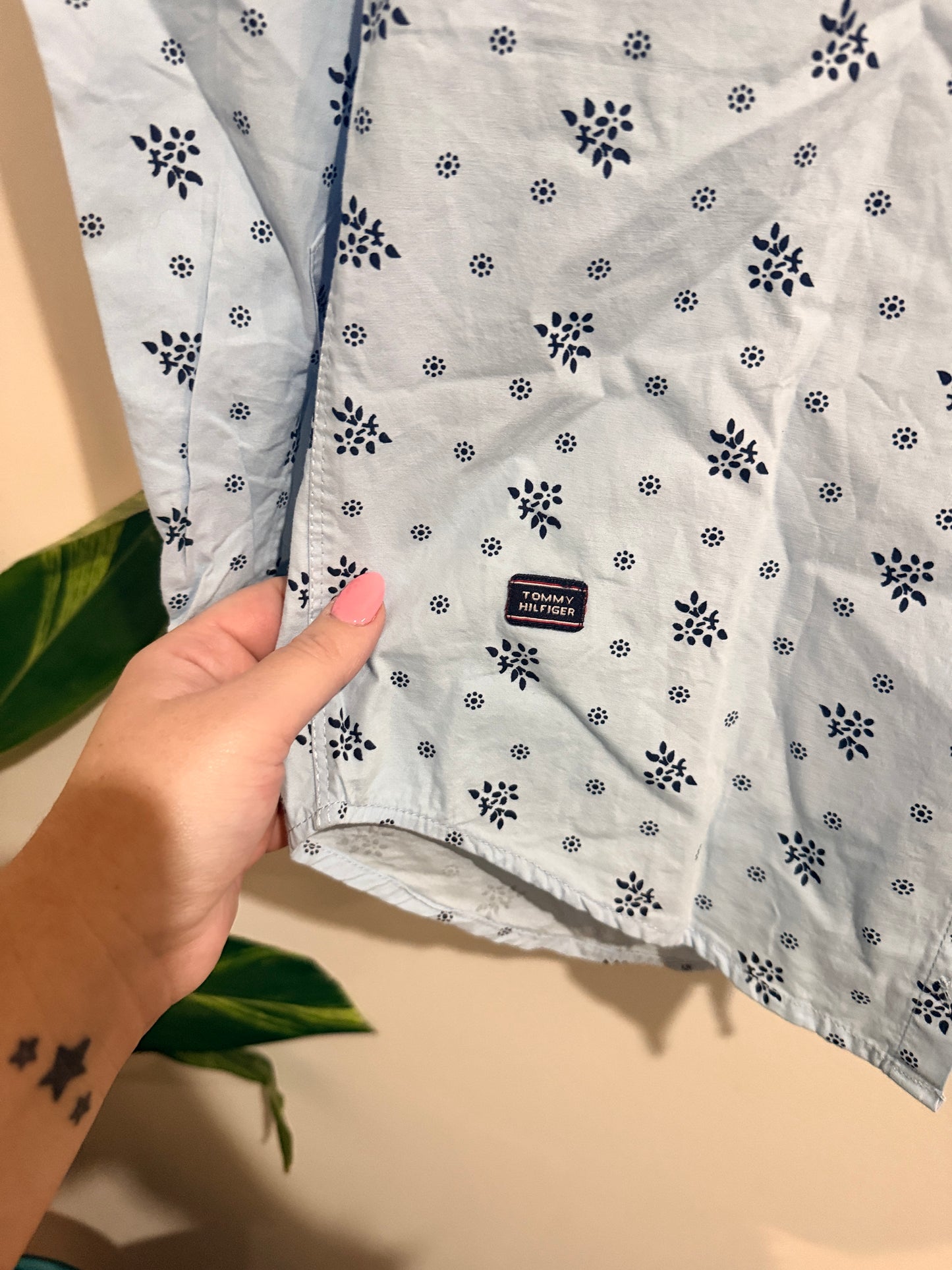 Tommy Hilfiger Tailored Floral Print Shirt Size 34