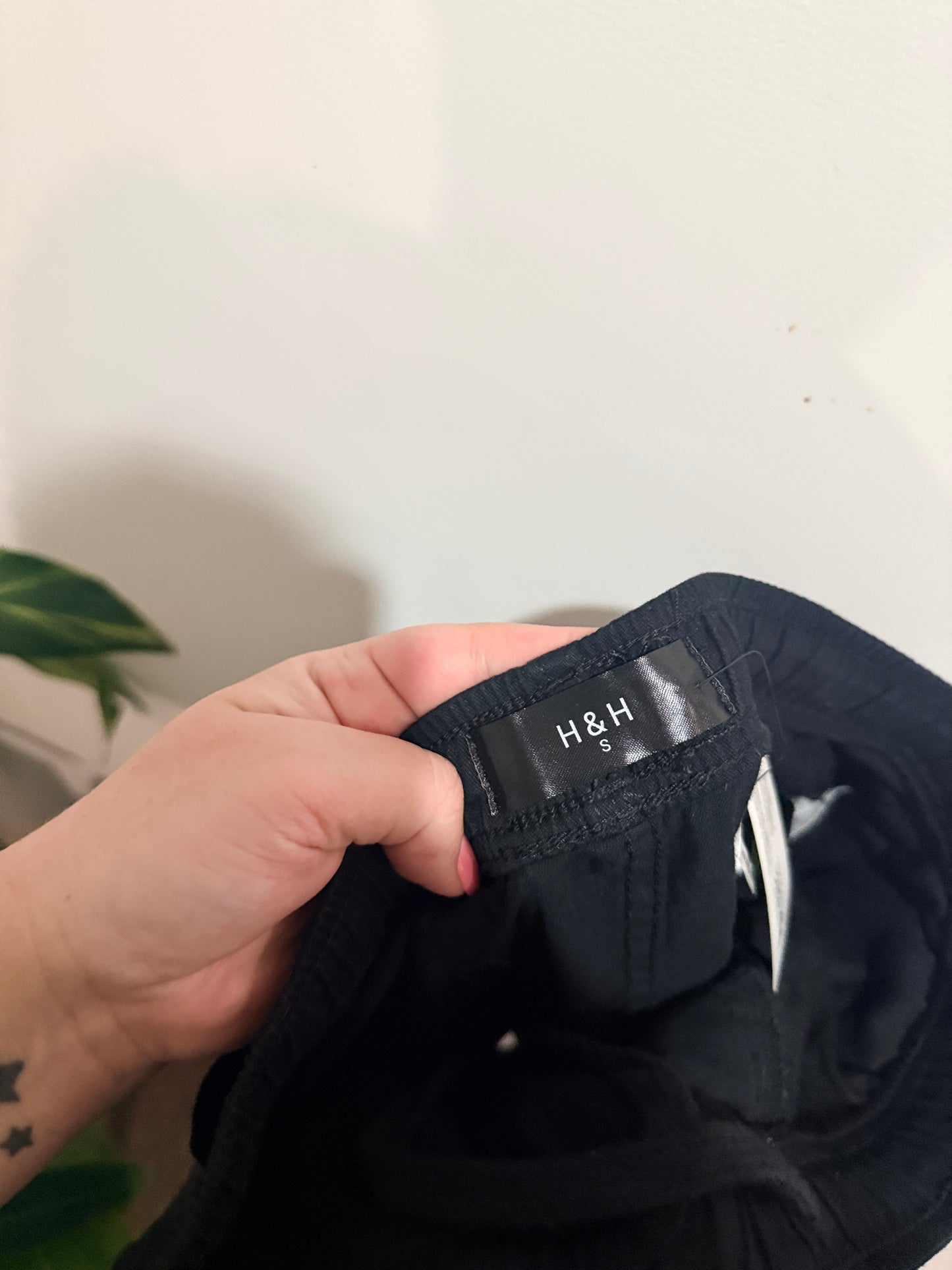 H&H Men's Cargo Shorts Size S