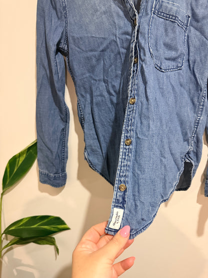 Abercrombie & Fitch Long Sleeve Denim/Chambray Shirt Size XXS