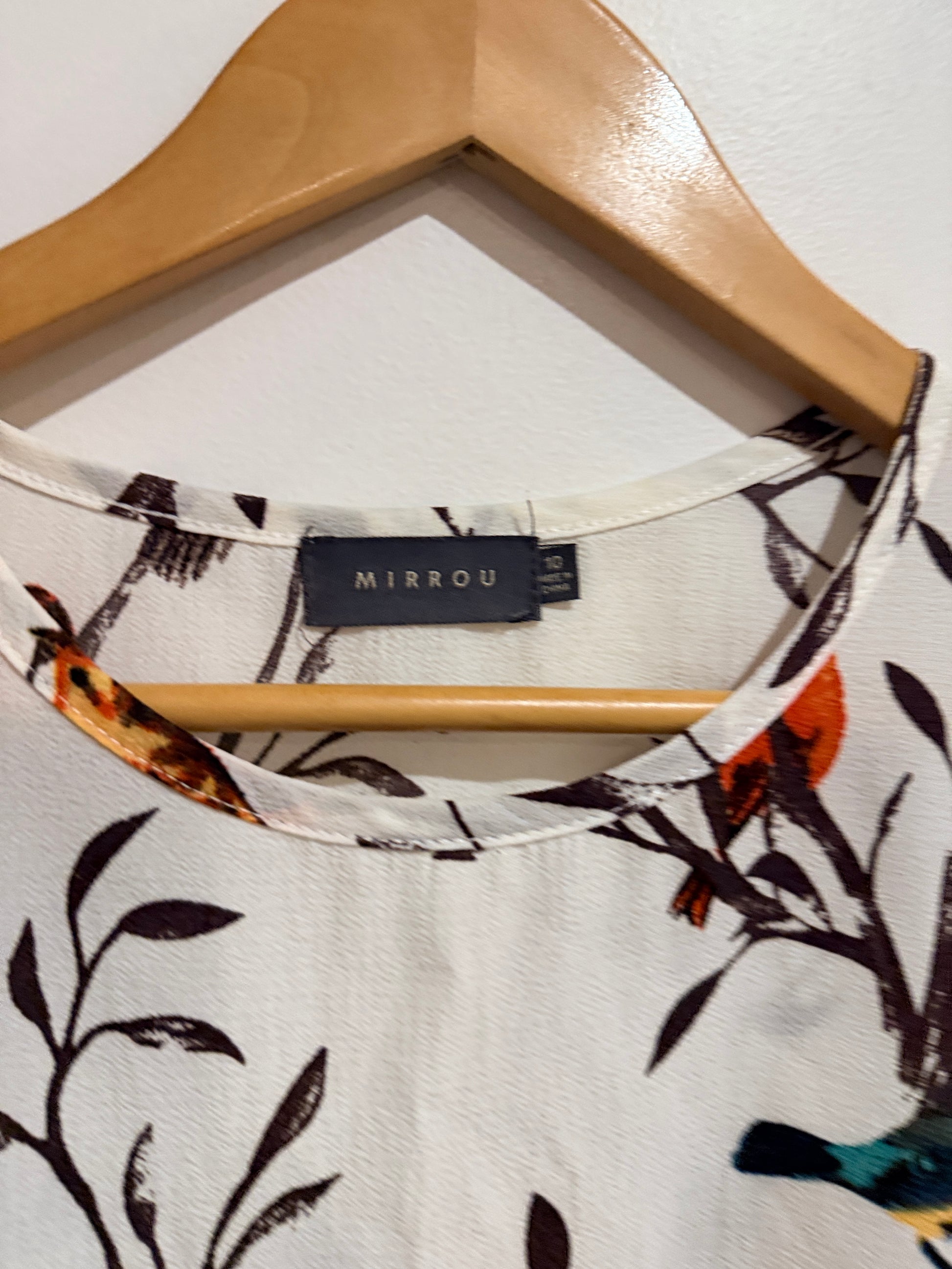 Mirrou Bird-printed Top Size 10