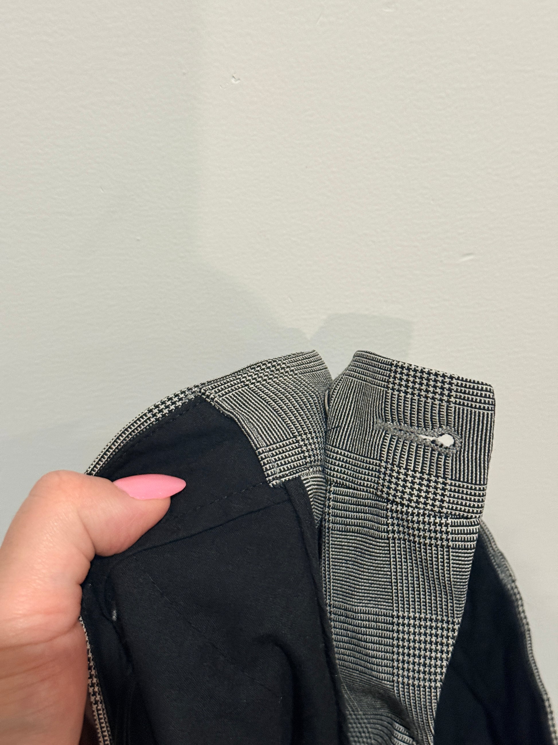 H & M Checkered Plaid Trousers Size 32