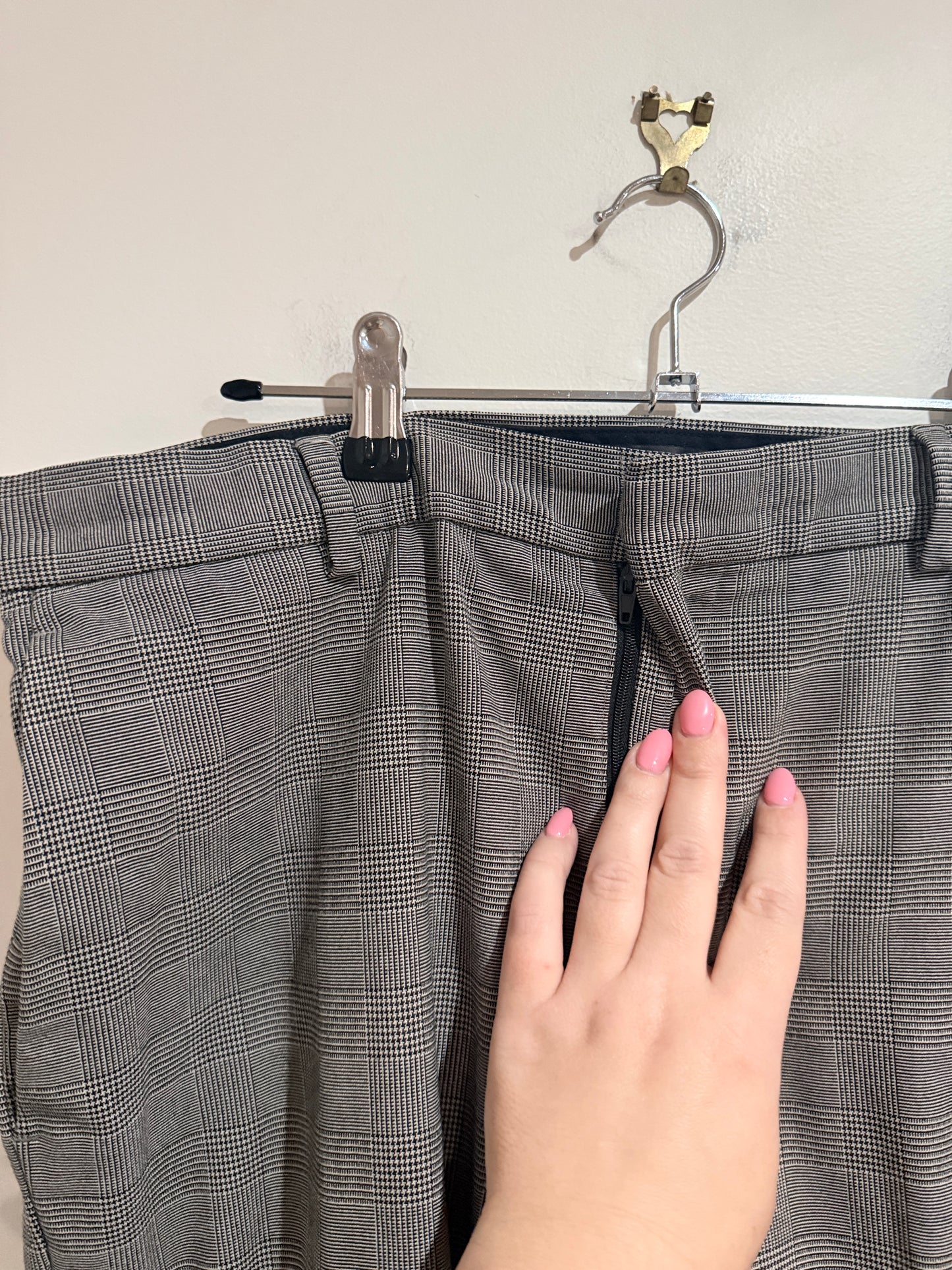H & M Checkered Plaid Trousers Size 32