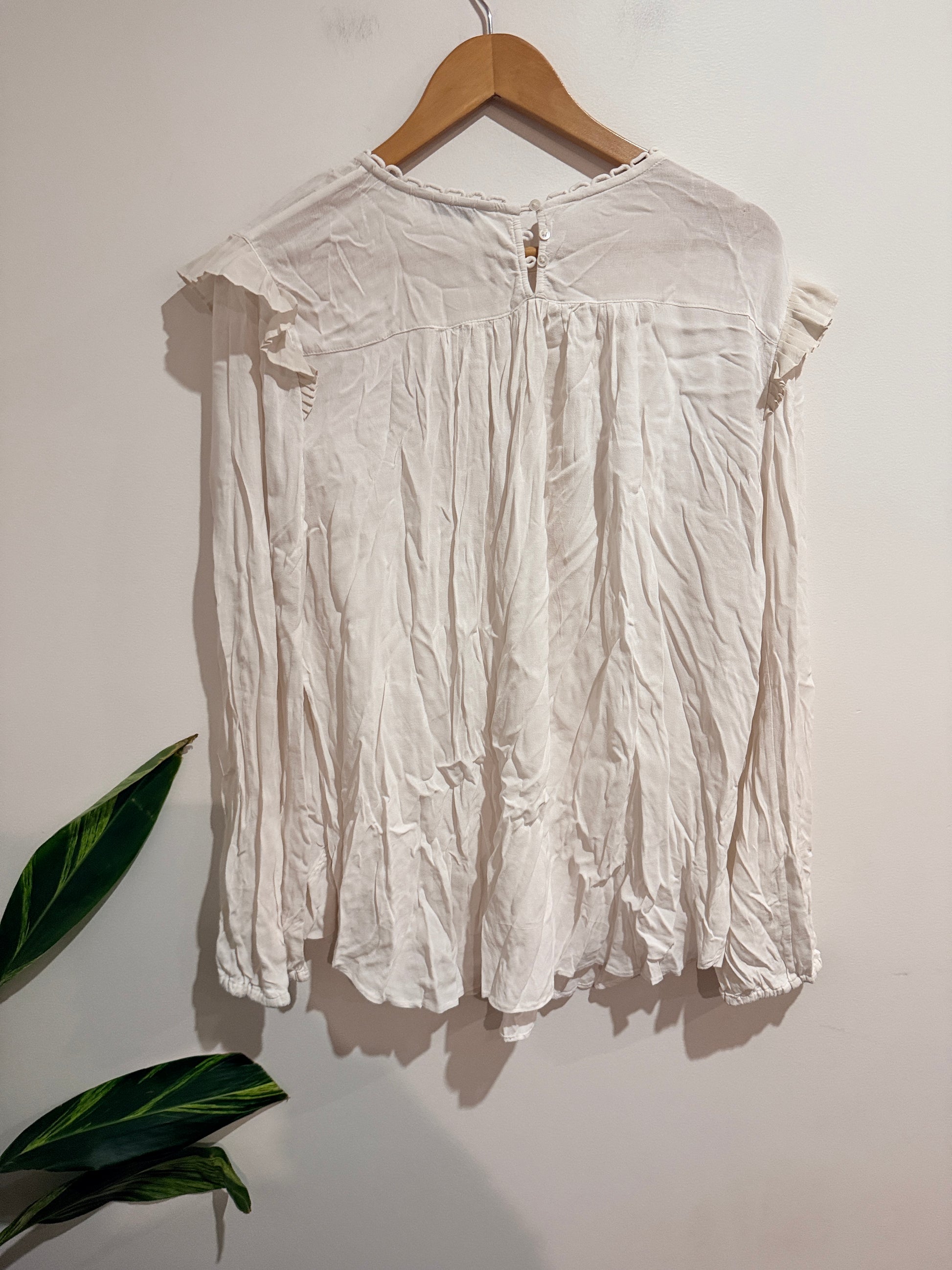 Country Road Ruffled Long Sleeves Shirt Size XL