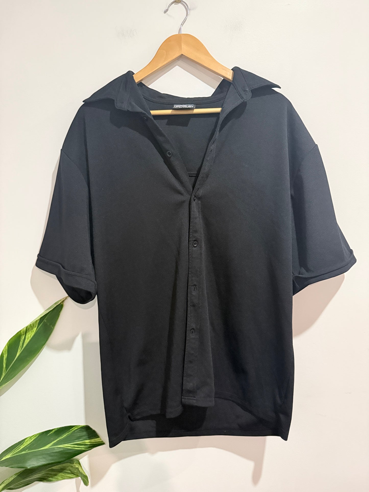 Motor Oil Short Sleeve Shirt Size XL | Chest: 105cm