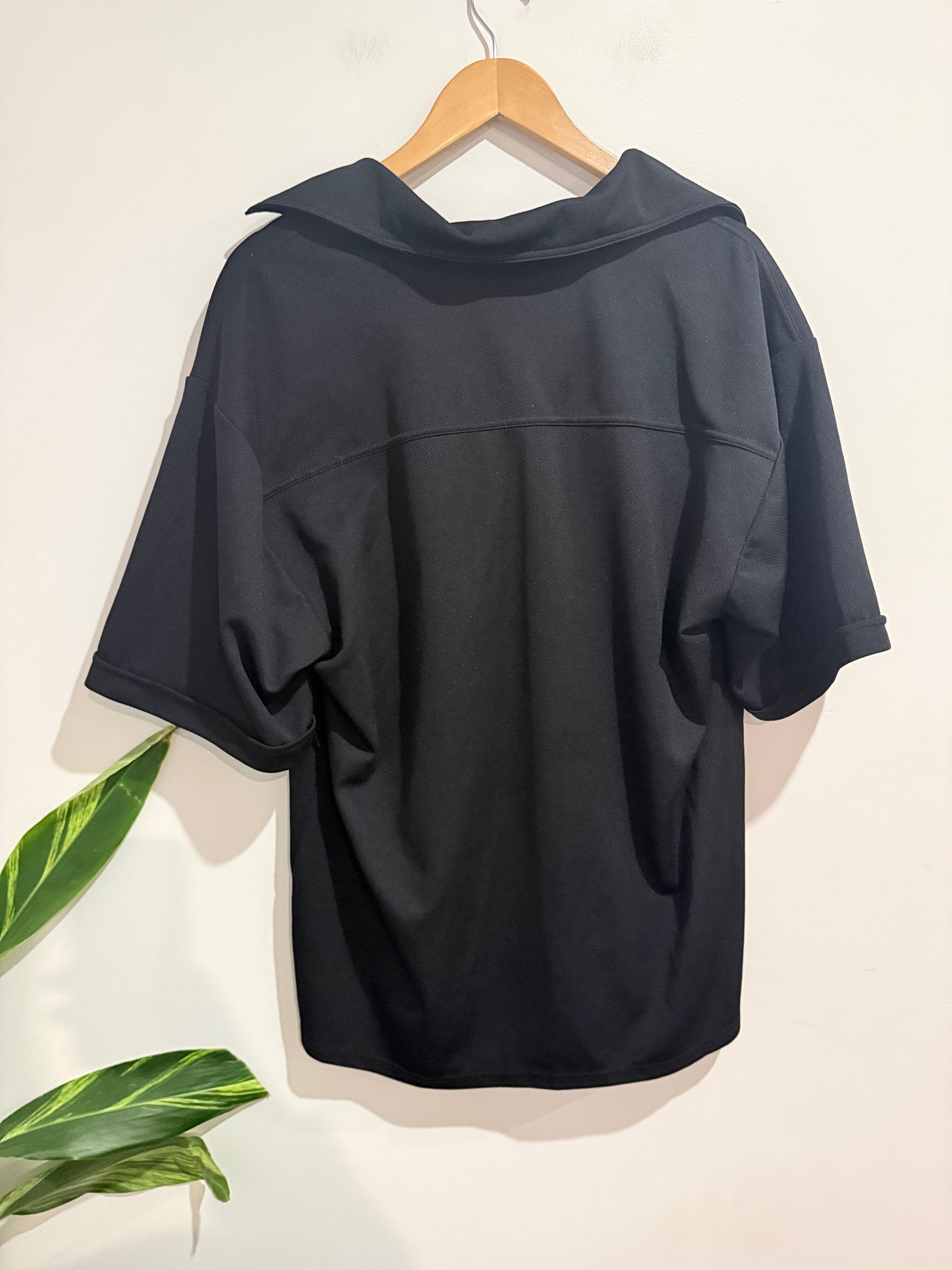 Motor Oil Short Sleeve Shirt Size XL | Chest: 105cm