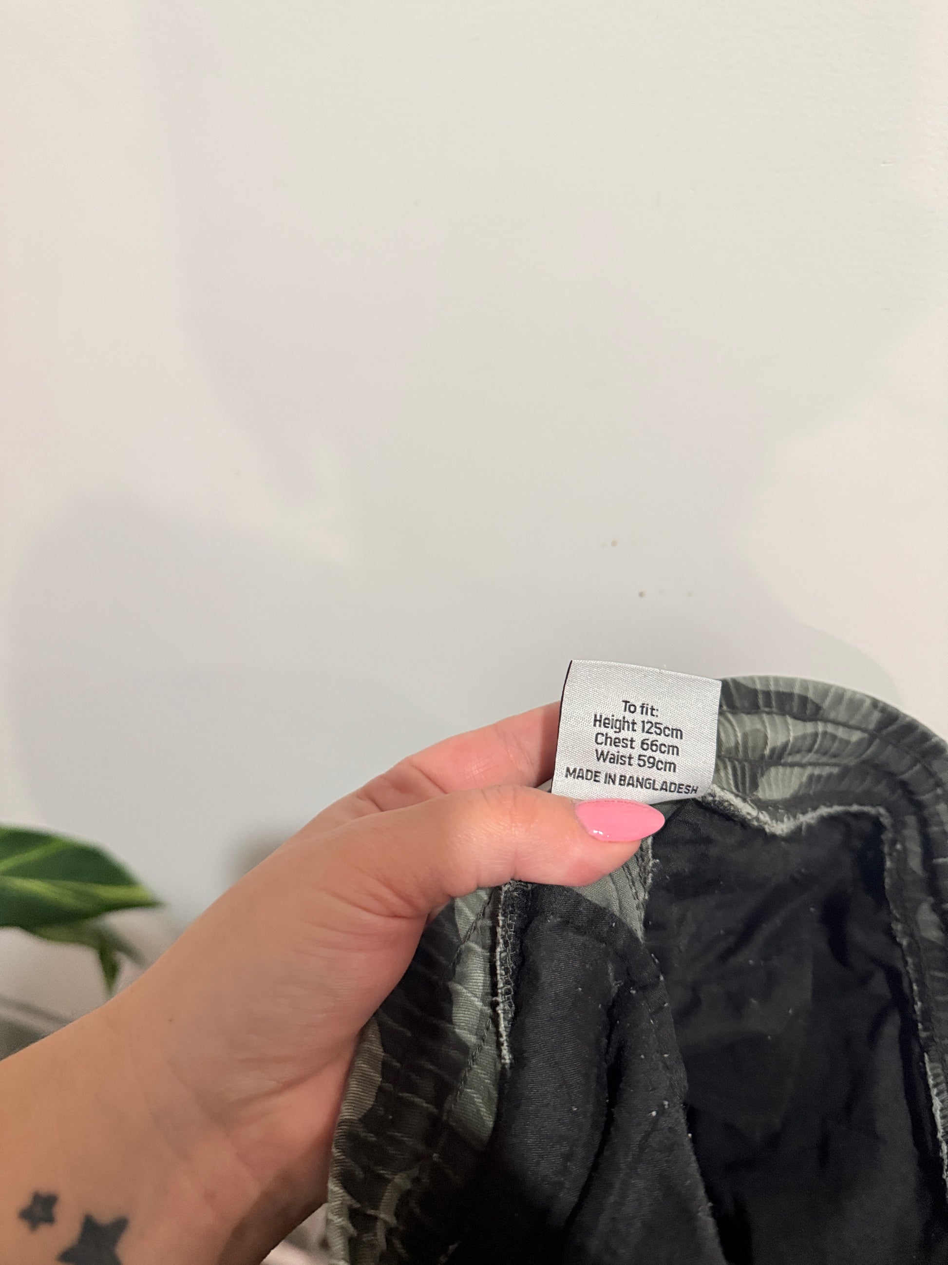 Young Original Camo Jogger Pants Size 7