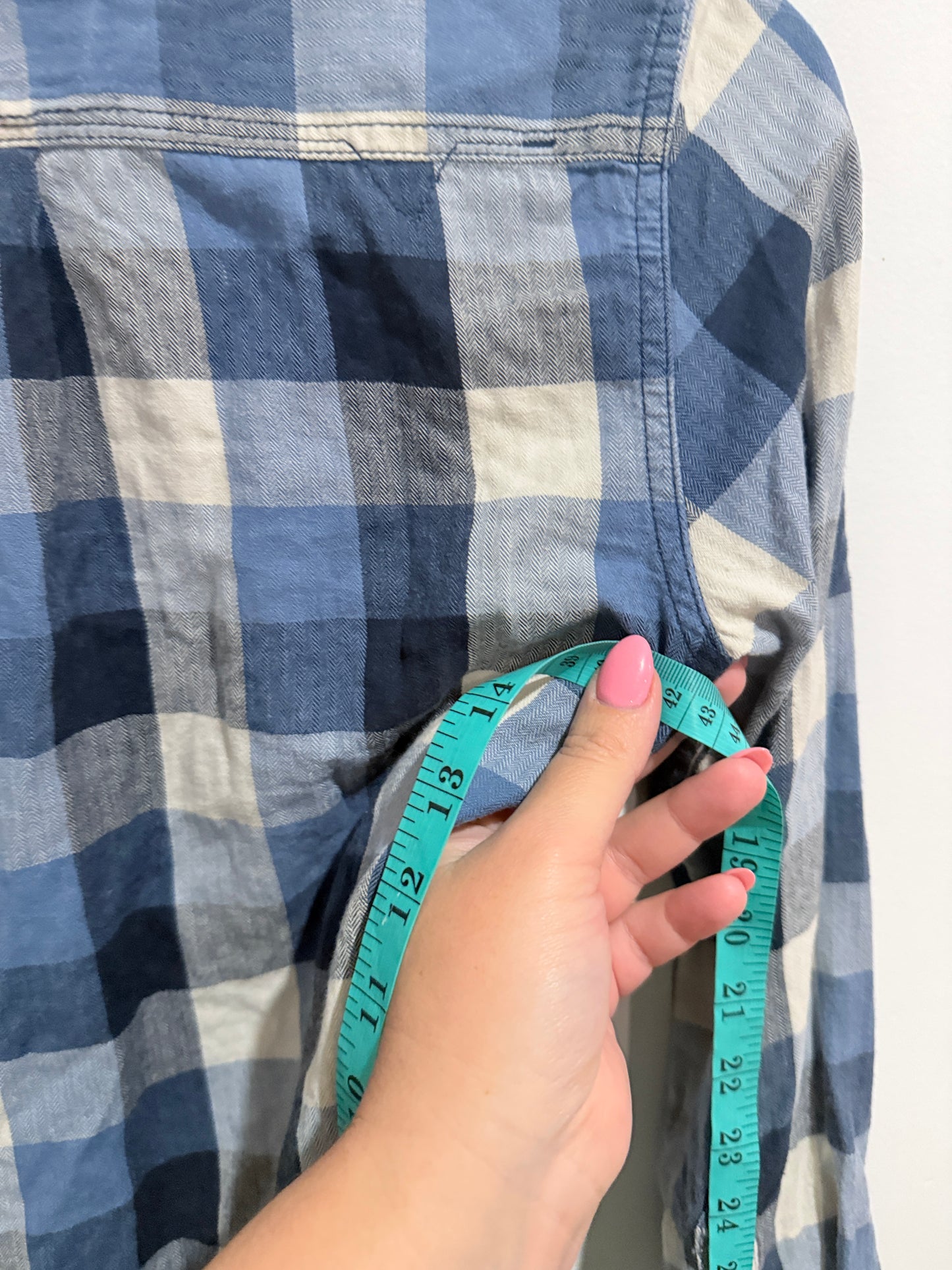 Vans Off The Wall Plaid Flannel Shirt Size M | U/Arm to U/Arm 42cm