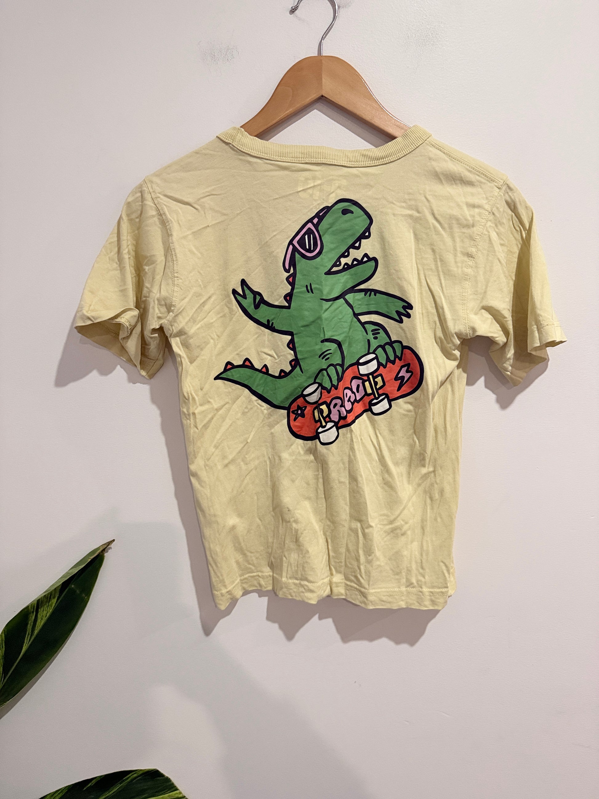 Cotton:on Graphic T-shirt Size kids 9-10