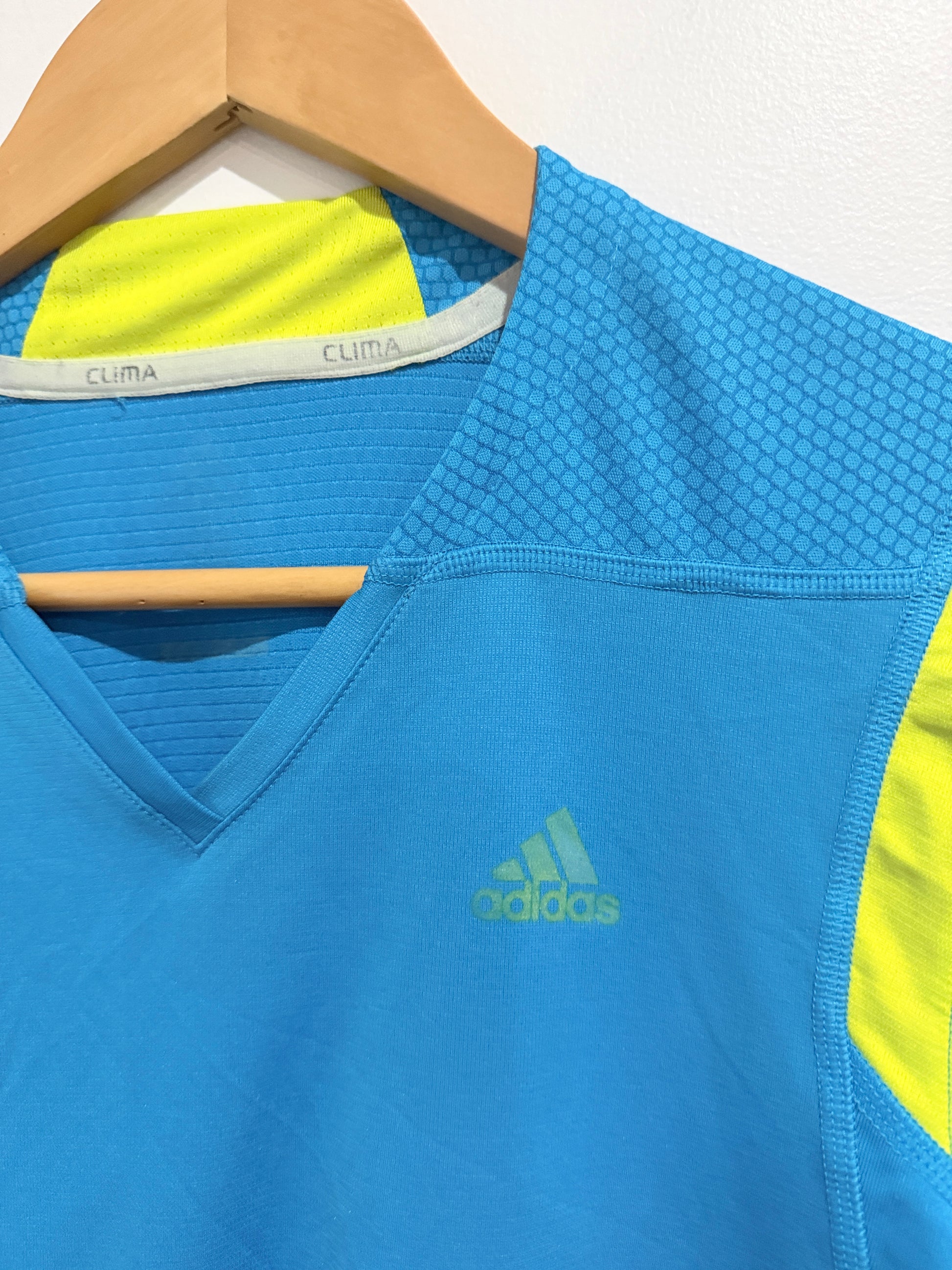 Clima Sports T-shirt Size U/Arm to U/Arm 46cm