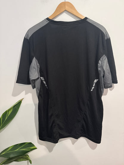 Gym Equipment Color-blocked T-shirt Size XL
