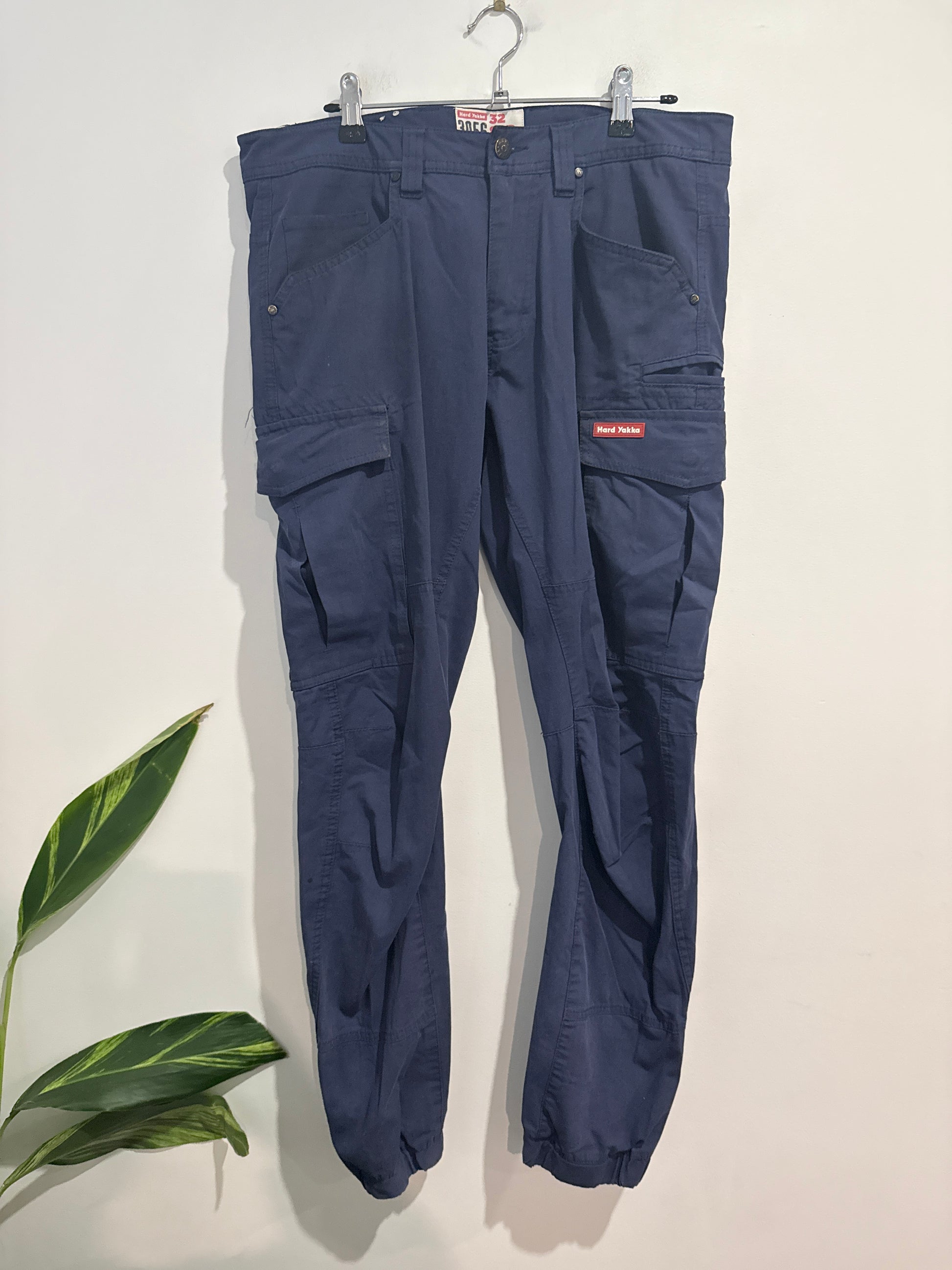 Hard Yakka Cargo Work Pants Size 32 | 82R