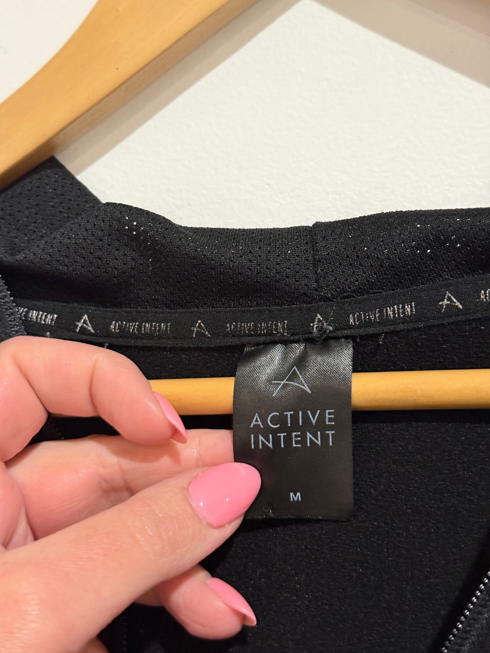 Active Intent Workout Jacket Size M