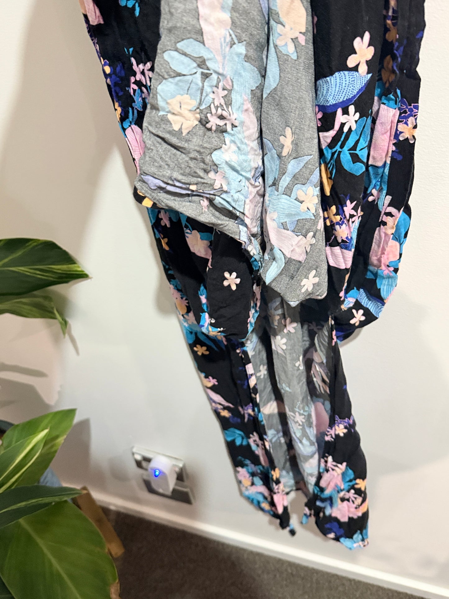 Floral Print Maxi Dress Size U/Arm to U/Arm 37cm