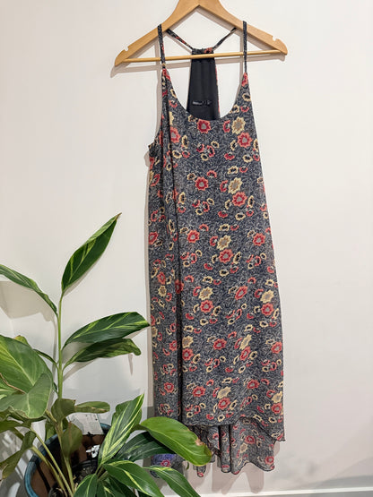Boohoo Floral Print Hanky Hem Dress Size 12