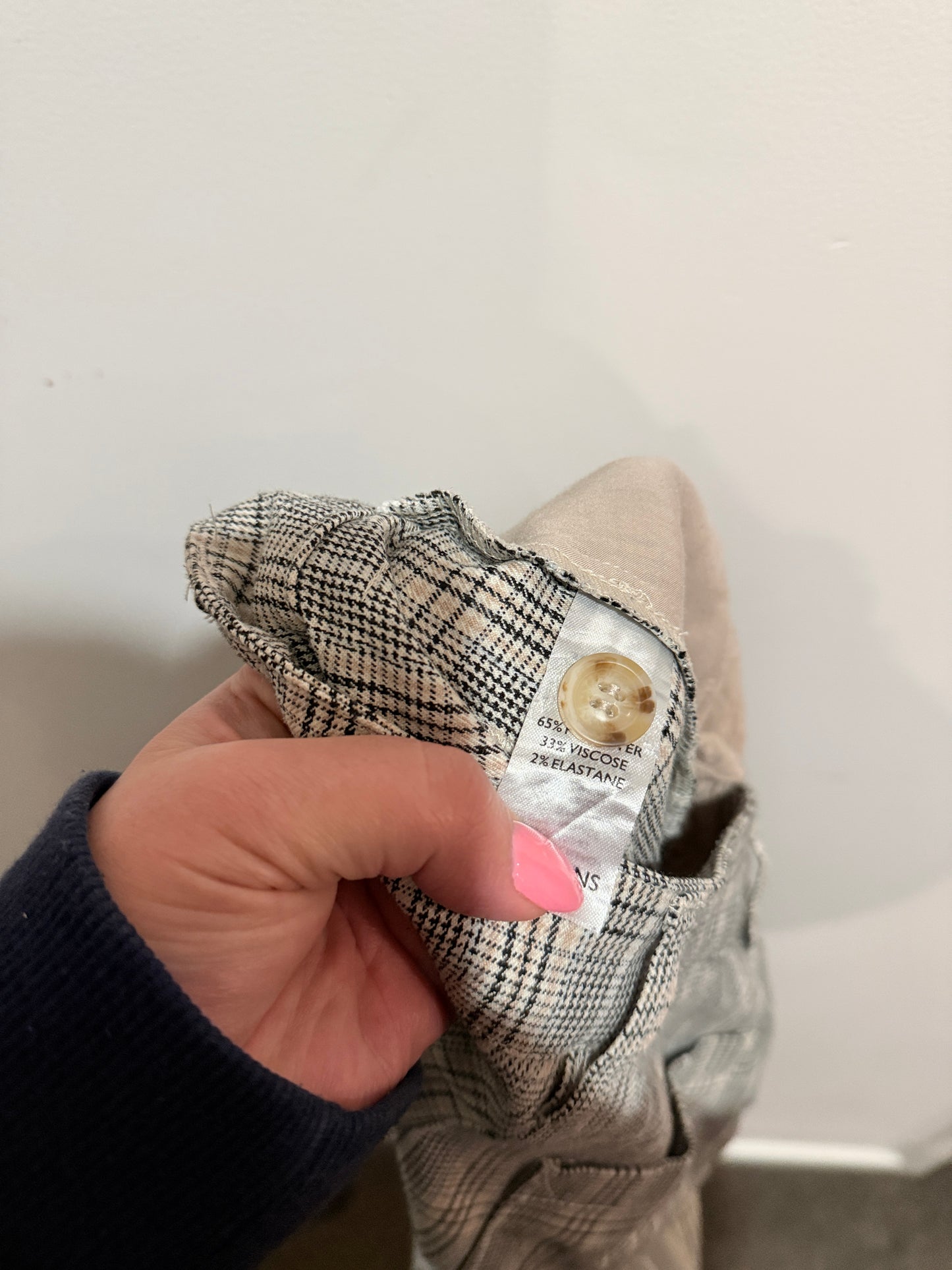 Glassons Plaid Cargo Pants Size 6