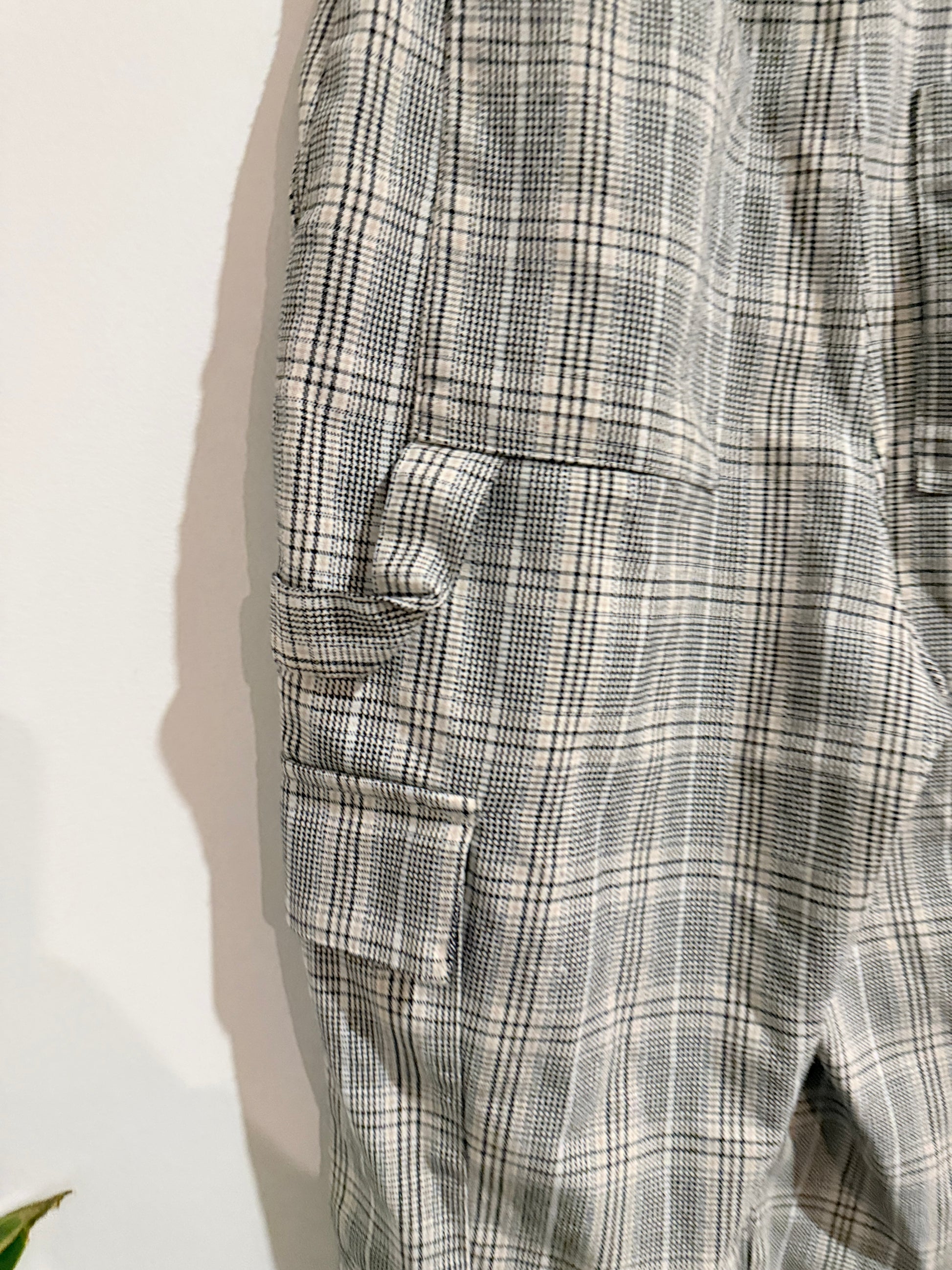Glassons Plaid Cargo Pants Size 6