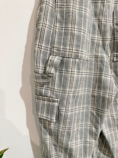 Glassons Plaid Cargo Pants Size 6