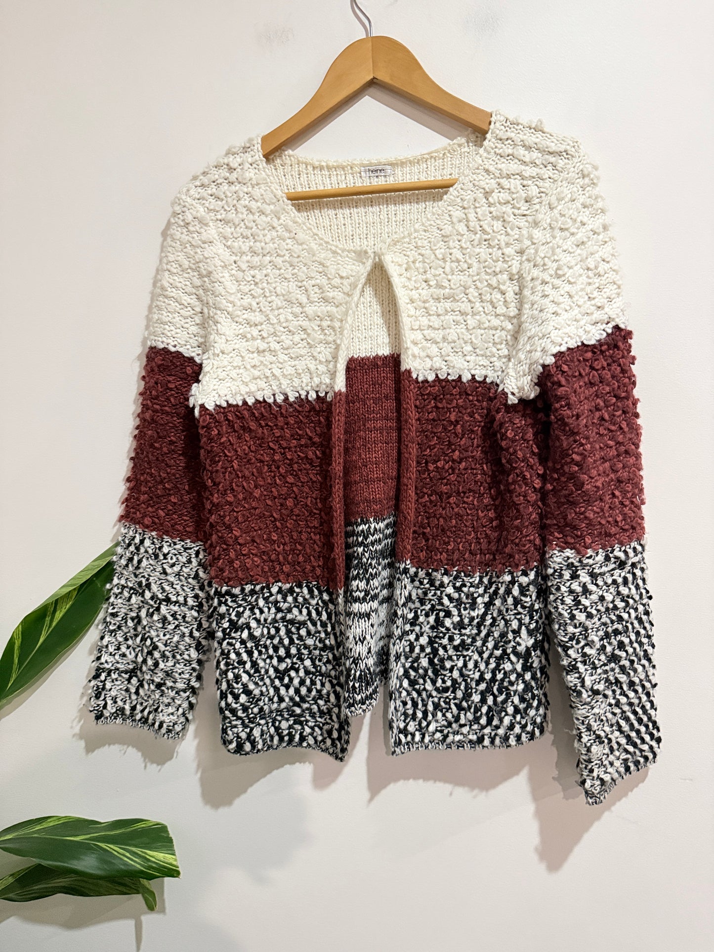 Heine Colorblock Open-front Cardigan Size U/Arm to U/Arm 47cm