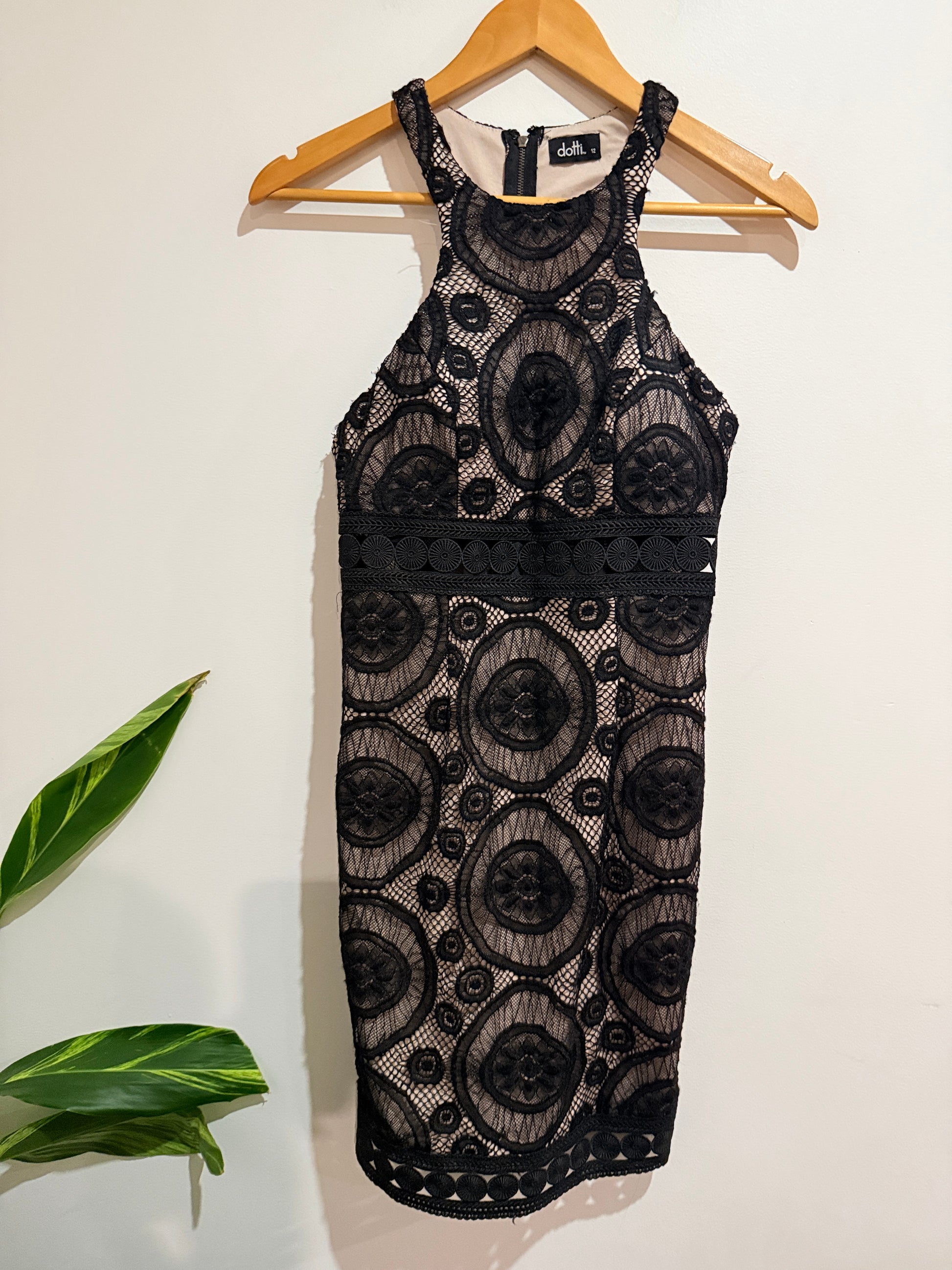 Dotti Lace Halter-neck Mini Dress Size 12