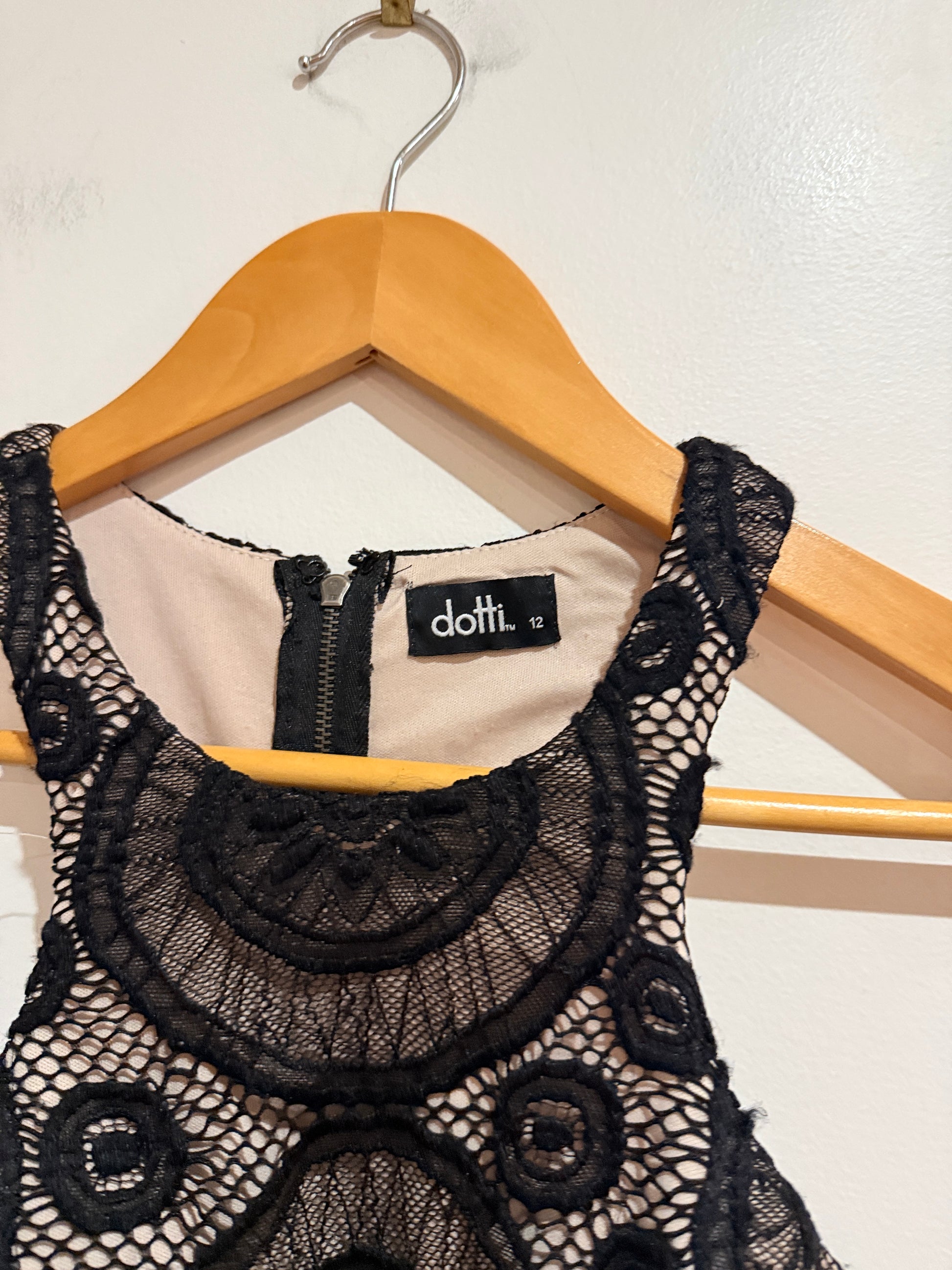 Dotti Lace Halter-neck Mini Dress Size 12