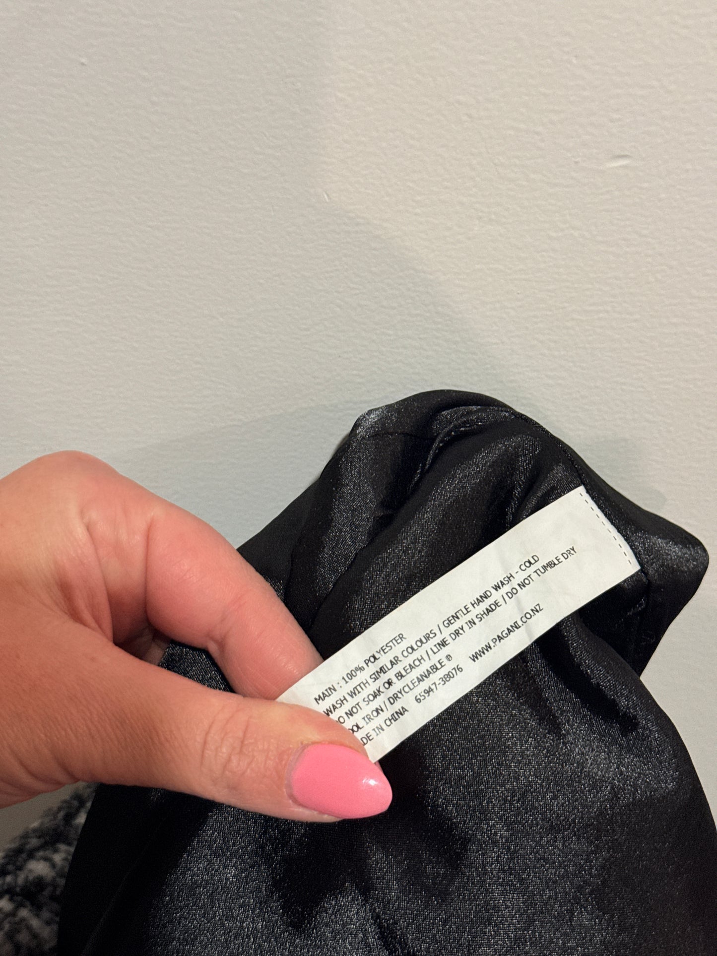 Pagani Tweed Mini Skirt. Size 8