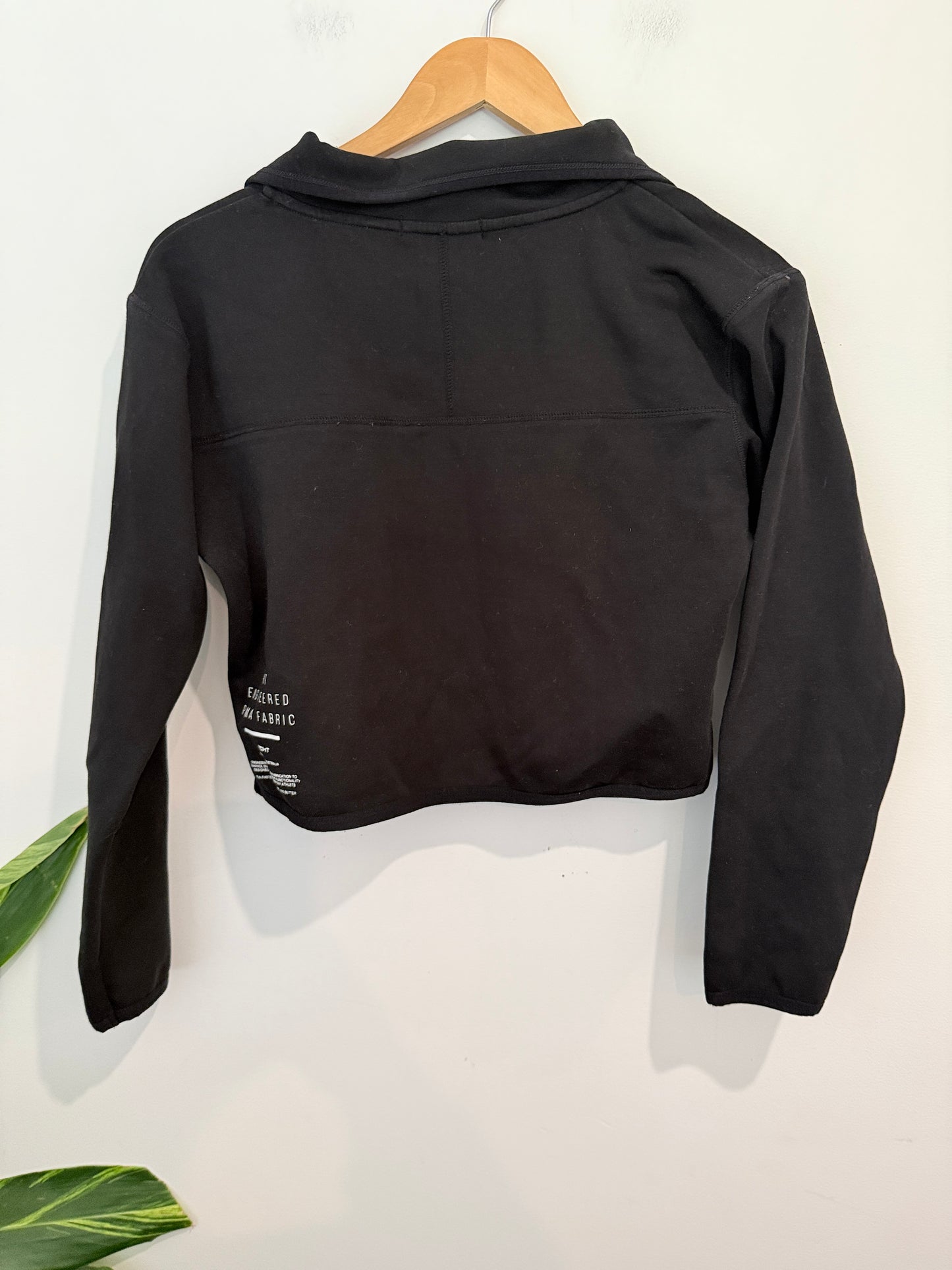 Echt Cropped Sweatshirt Size S