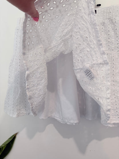 Shell & Lining: Eyelet Tiered Mini Skirt Size XXL