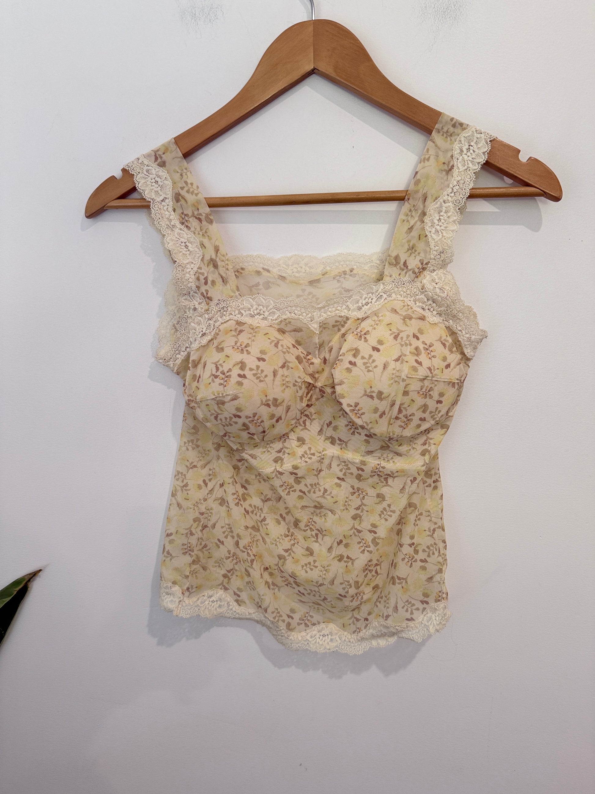 Brand Unknown Floral Lace Camisole Top Size U/Arm to U/Arm 35cm