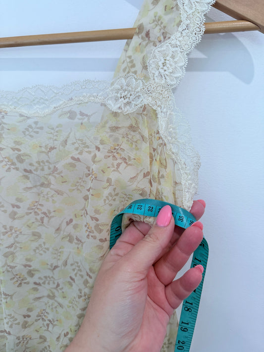 Brand Unknown Floral Lace Camisole Top Size U/Arm to U/Arm 35cm