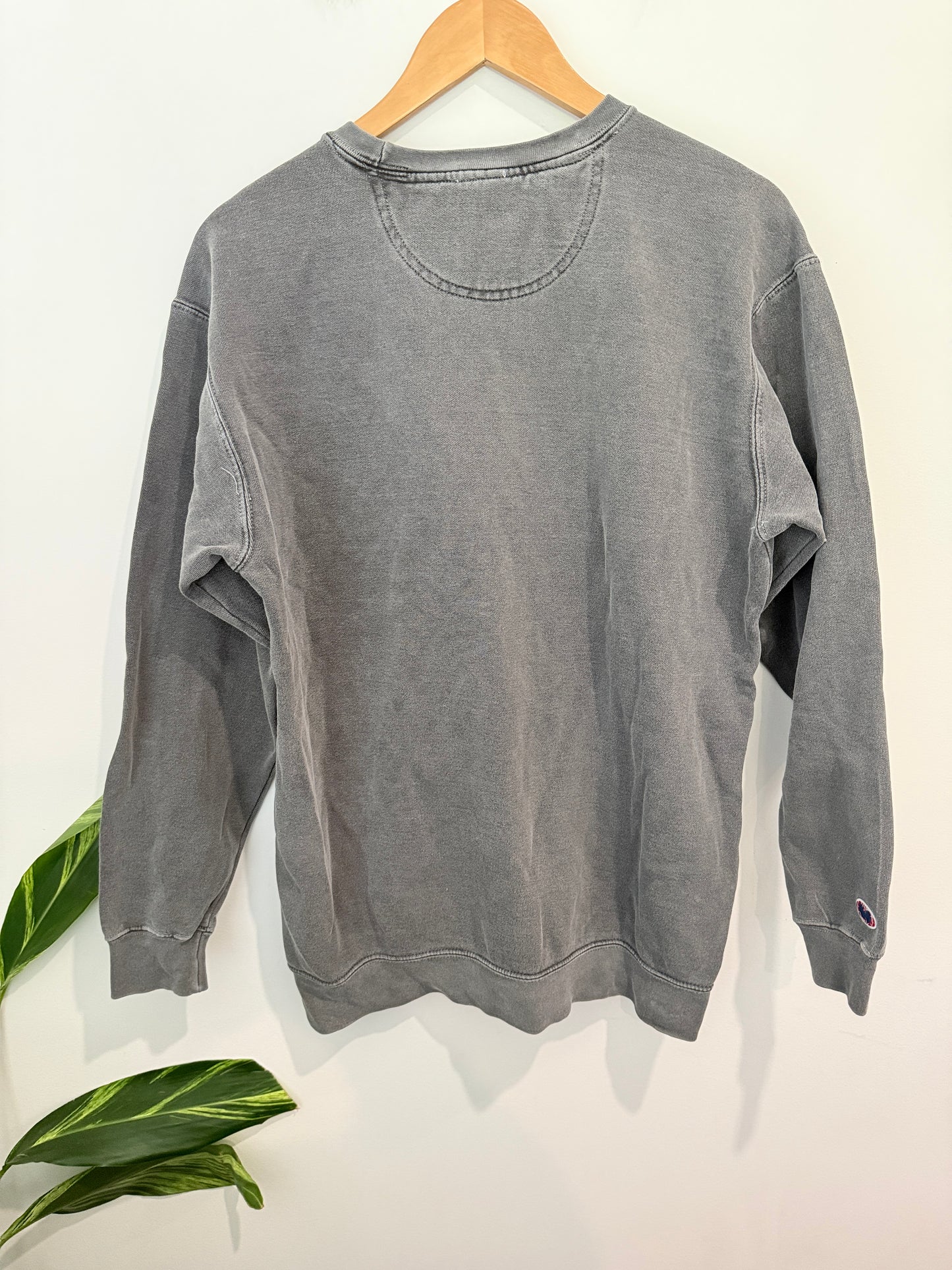 Wu-wear Crewneck Sweatshirt Size Medium